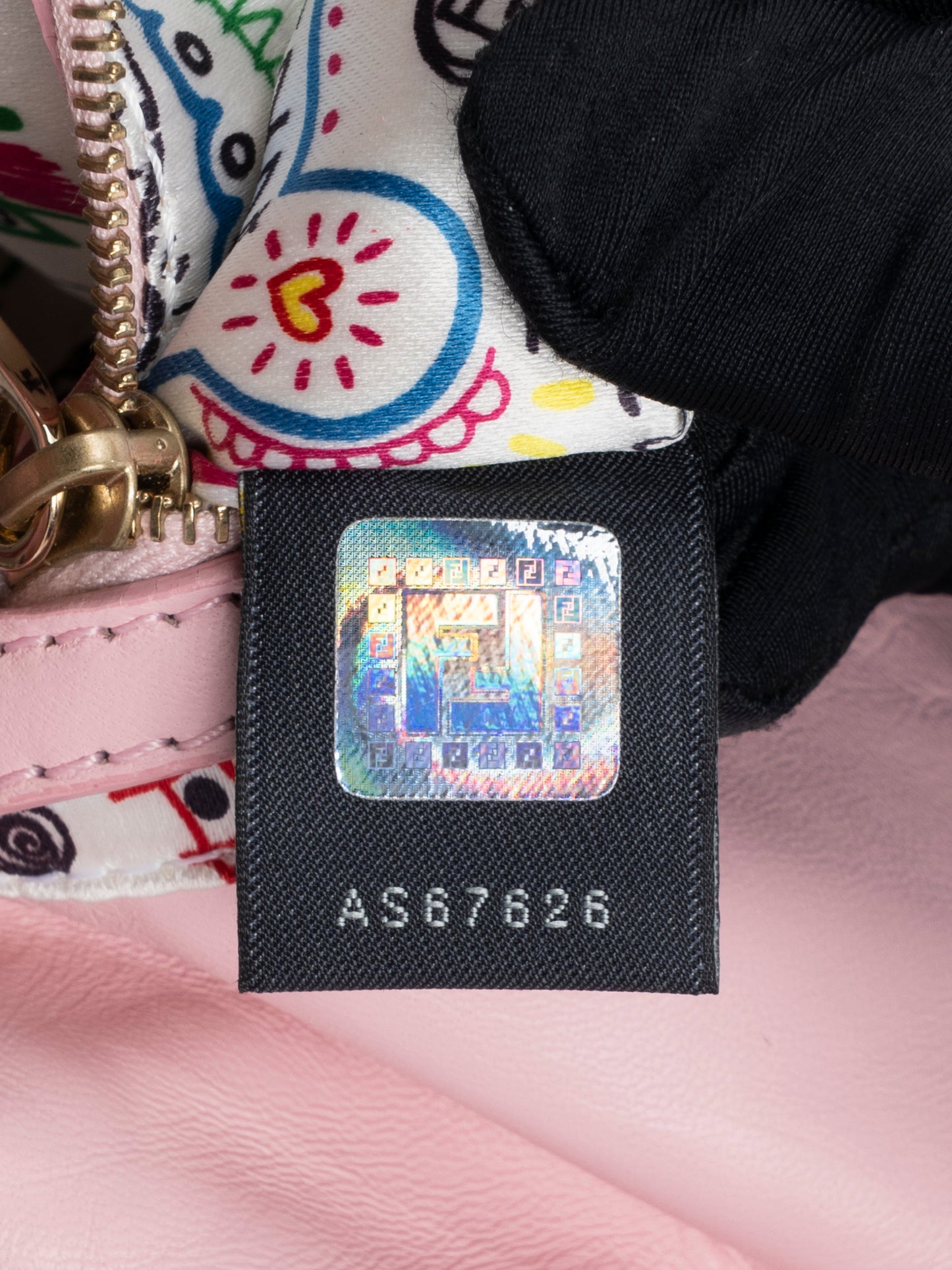 フェンディ マンマバケット ショルダーバッグ レザー ピンク ゴールド金具