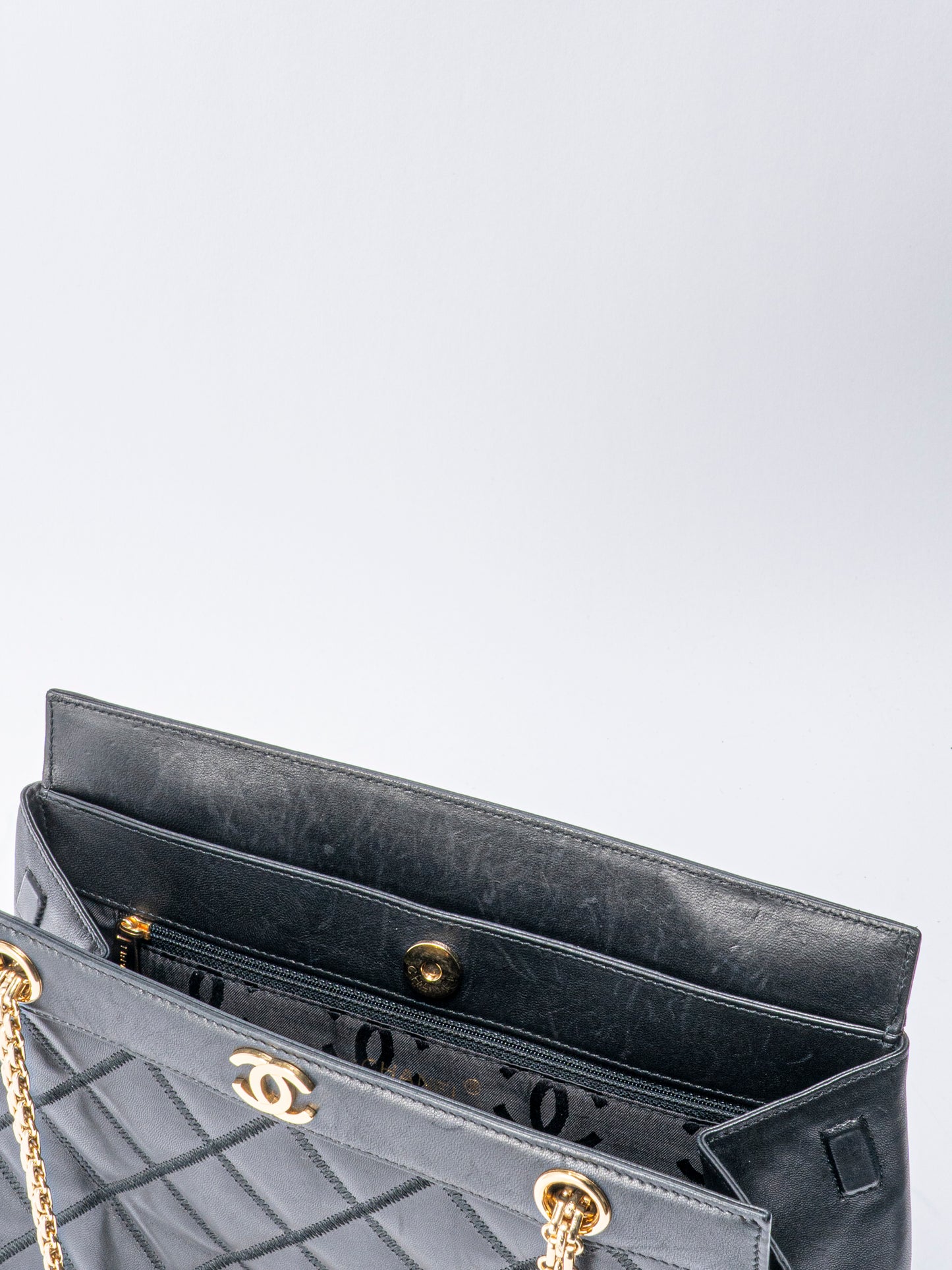 シャネル ビコローレ チェーントートバッグ ラムスキン ブラック ゴールド金具