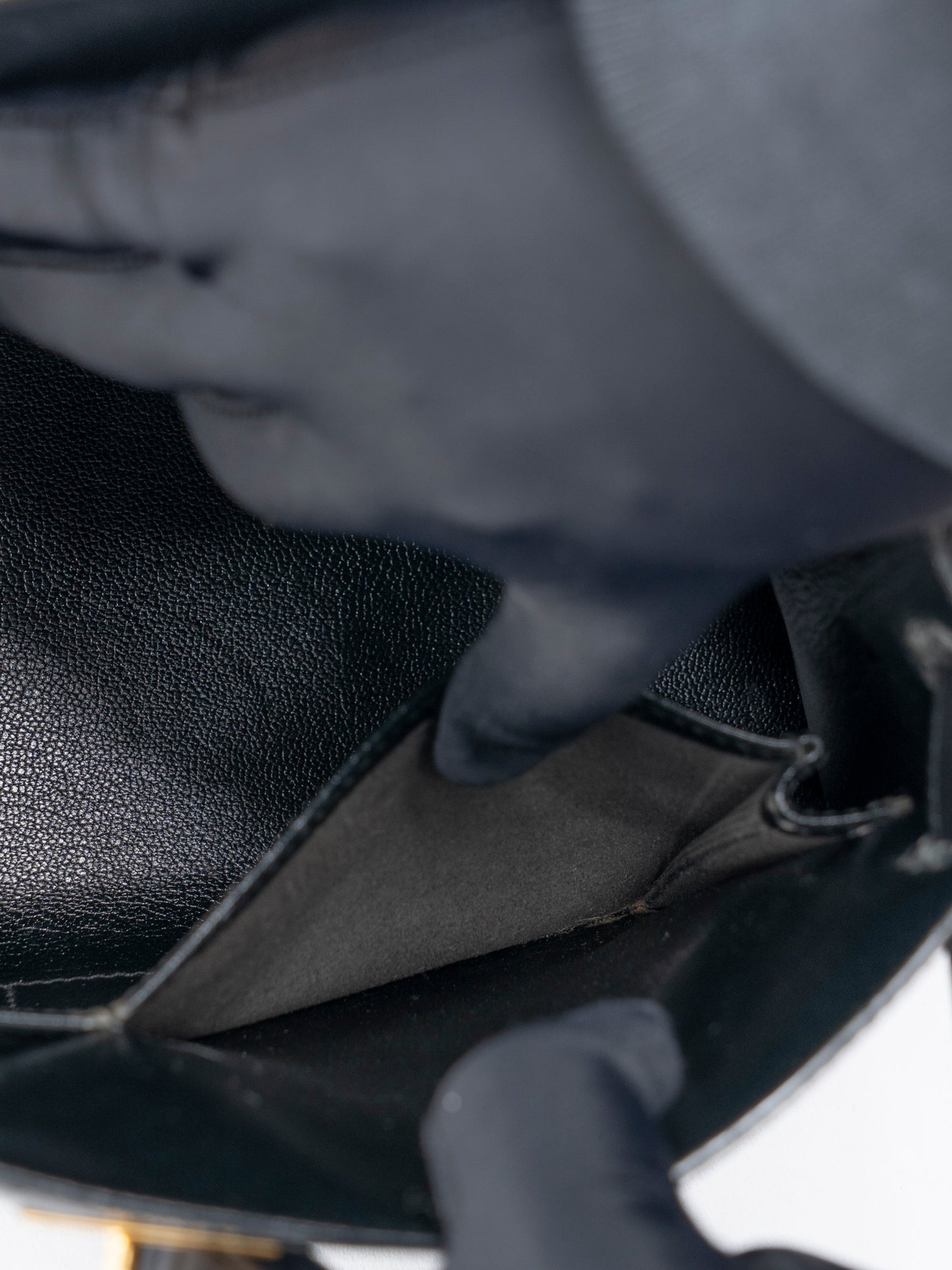 エルメス ケリー28 ハンドバッグ 外縫い 〇Z刻:1996年 ボックスカーフ ブラック89 ゴールド金具