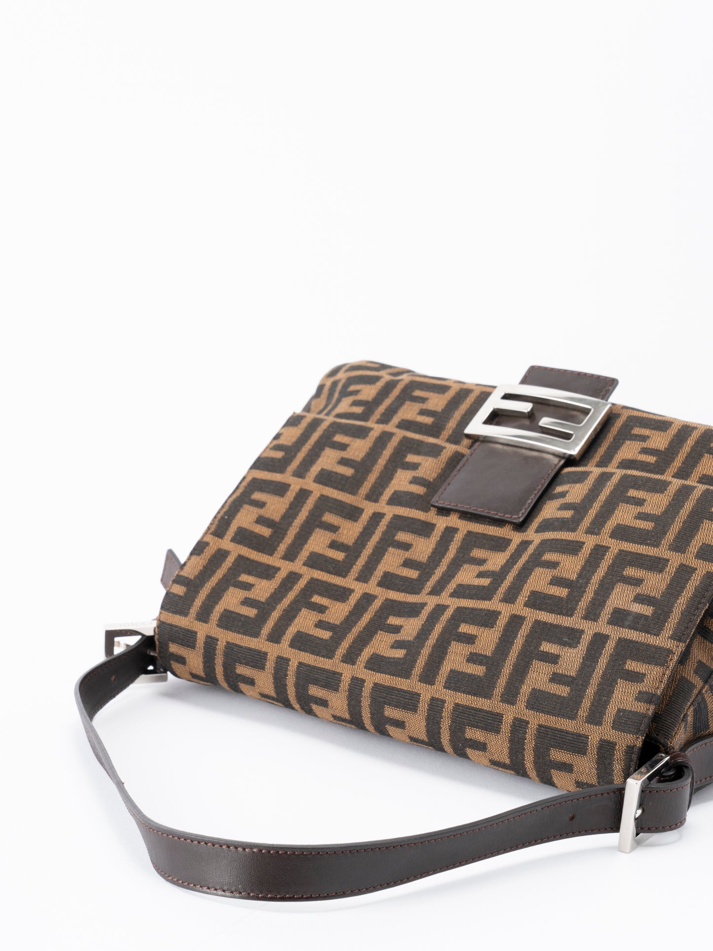 フェンディ ズッカ マンマバケット ショルダーバッグ キャンバス ブラウン シルバー金具