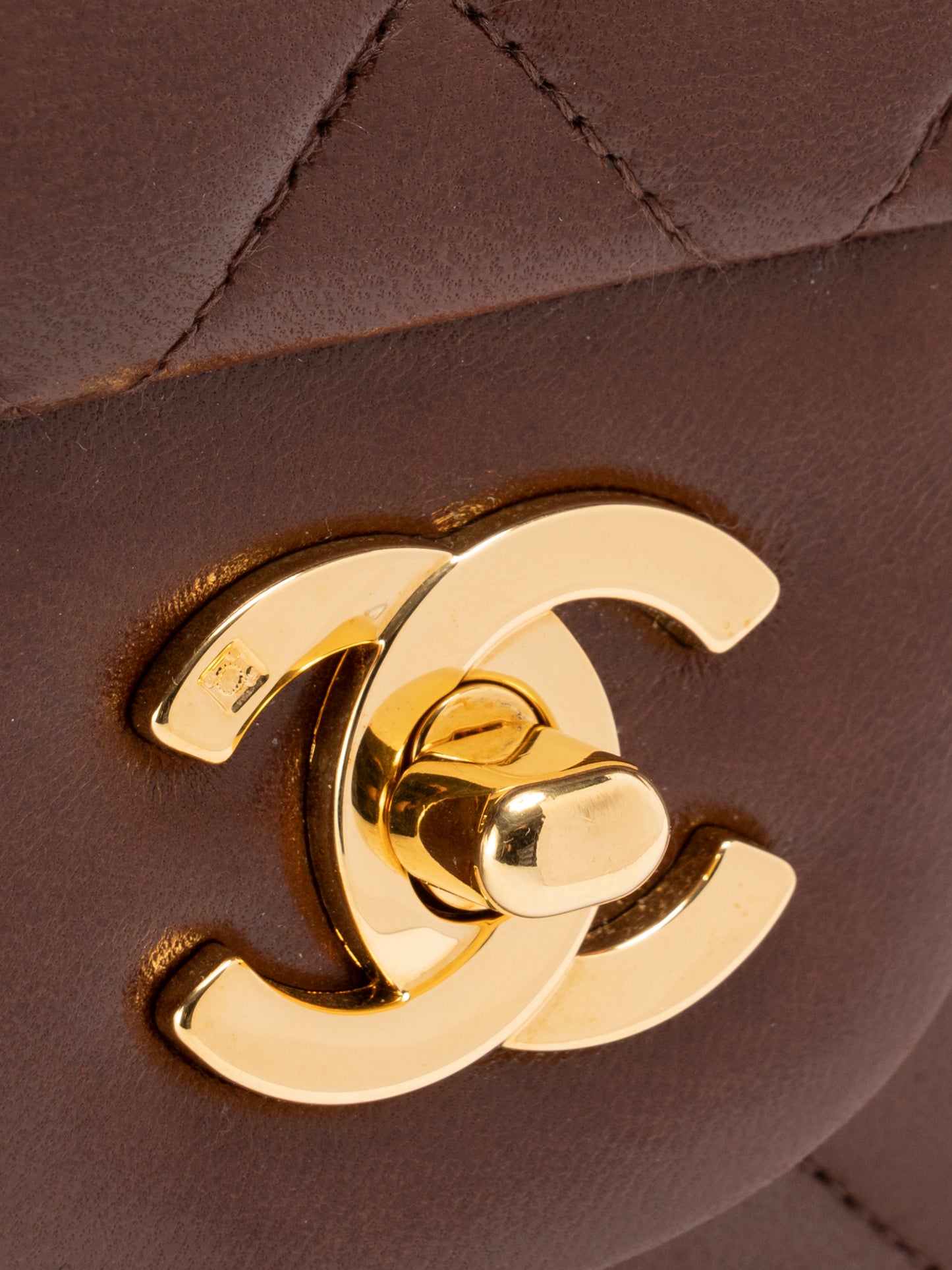 シャネル Wフラップ マトラッセ23 ショルダーチェーンバッグ ラムスキン ブラウン ゴールド金具