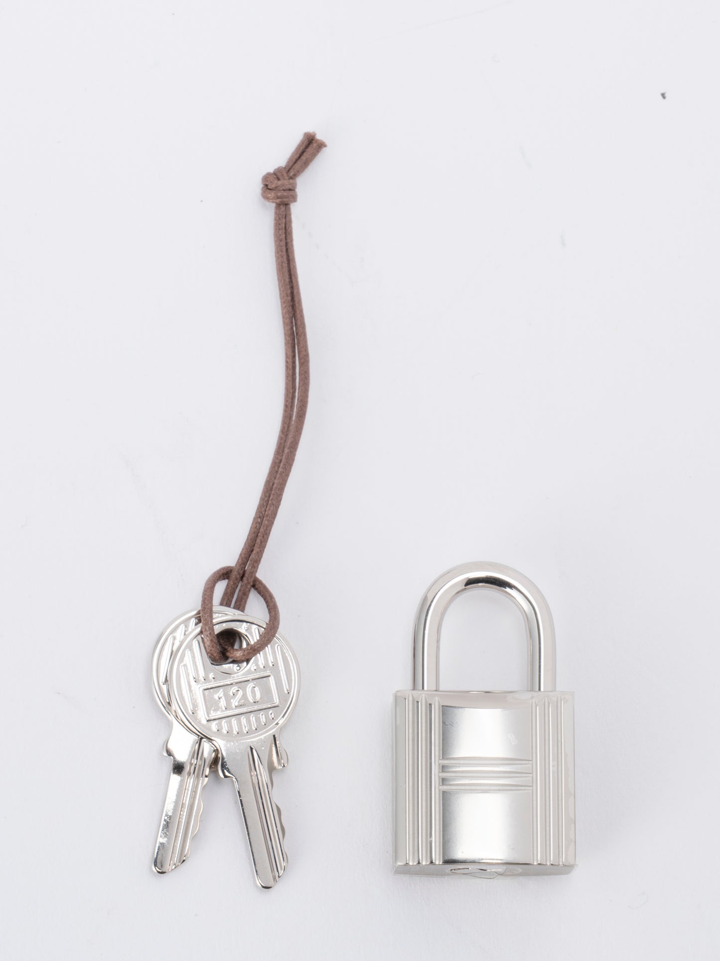 エルメス ピコタンロックPM ハンドバッグ K刻:2025年 トリヨンクレマンス ビスキュイ シルバー金具 新品