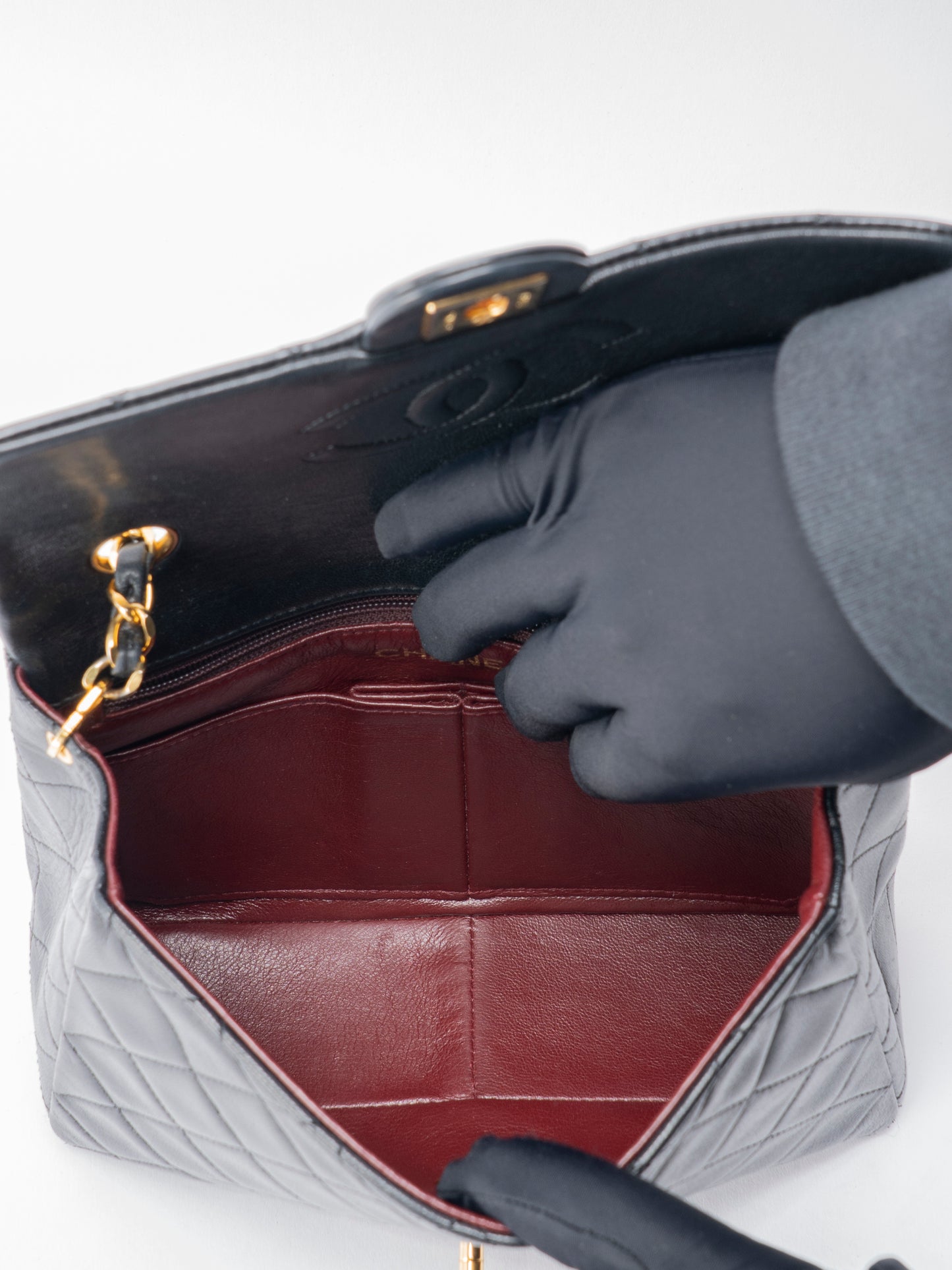 シャネル ミニマトラッセ20 チェーンショルダーバッグ ラムスキン ブラック ゴールド金具