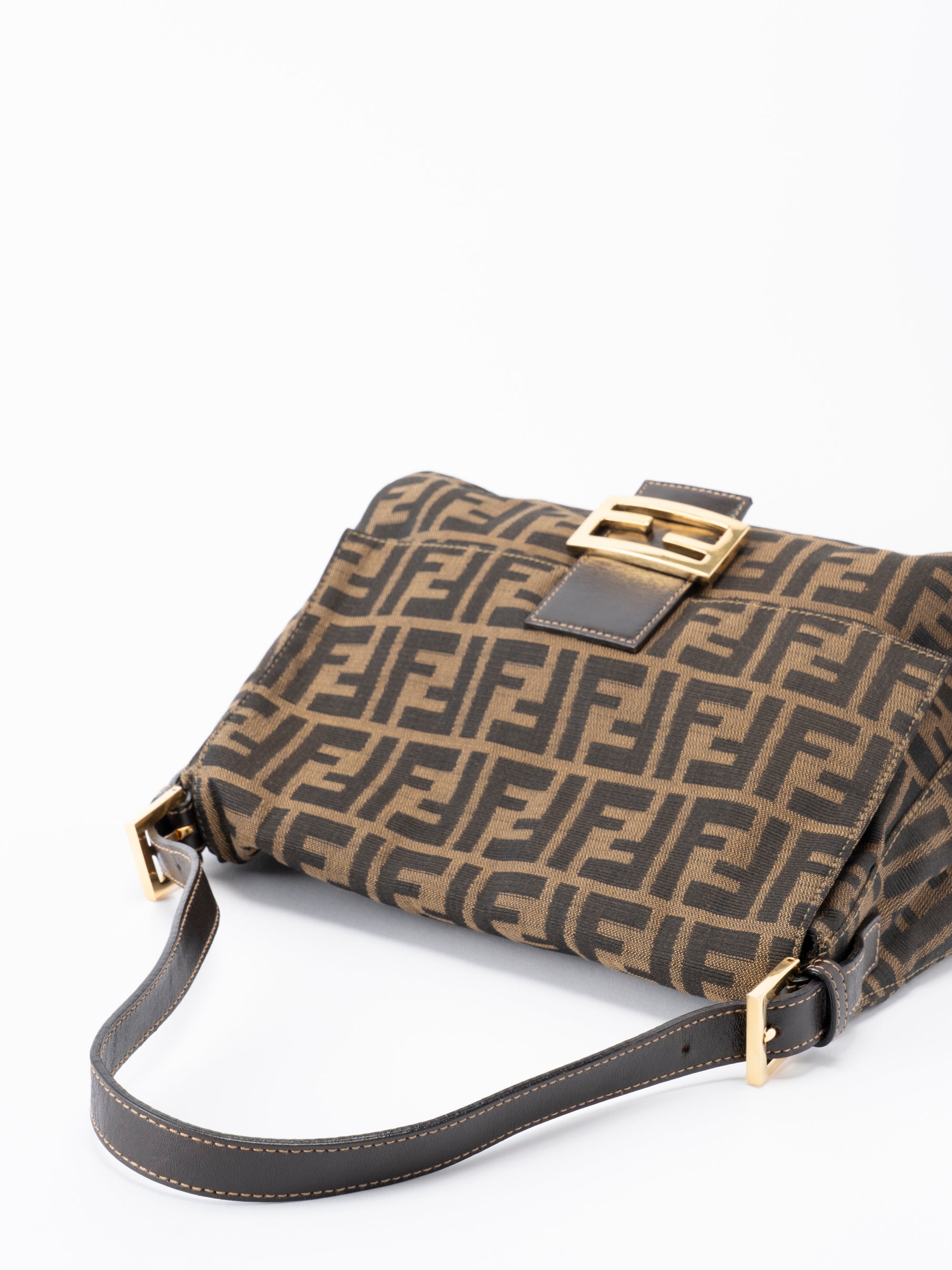 フェンディ ズッカ マンマバケット ショルダーバッグ キャンバス