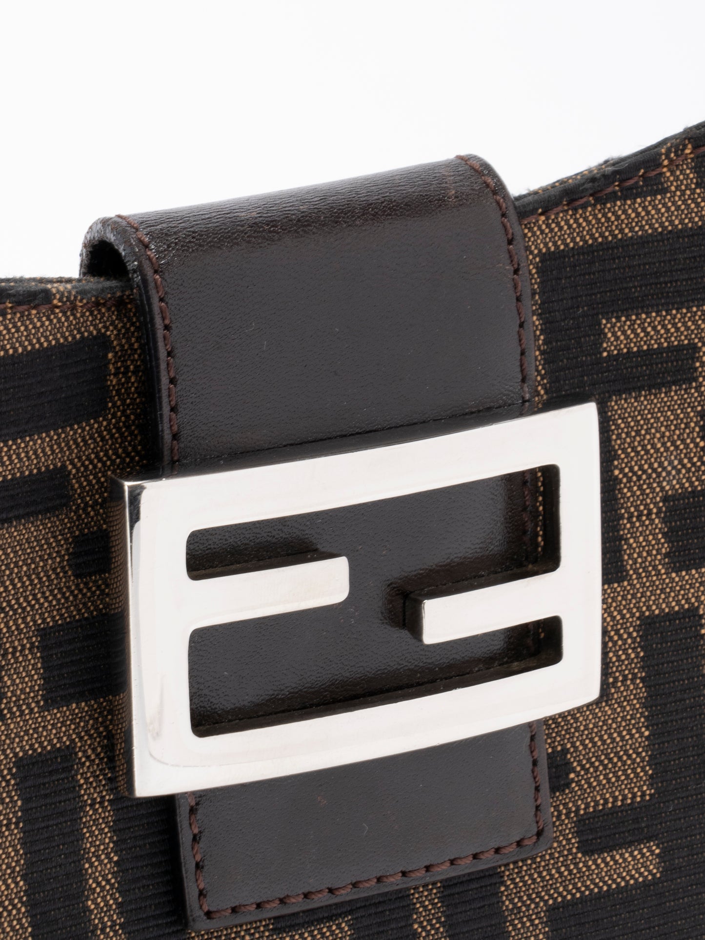 フェンディ ズッカ ショルダーバッグ キャンバス ブラウン シルバー金具