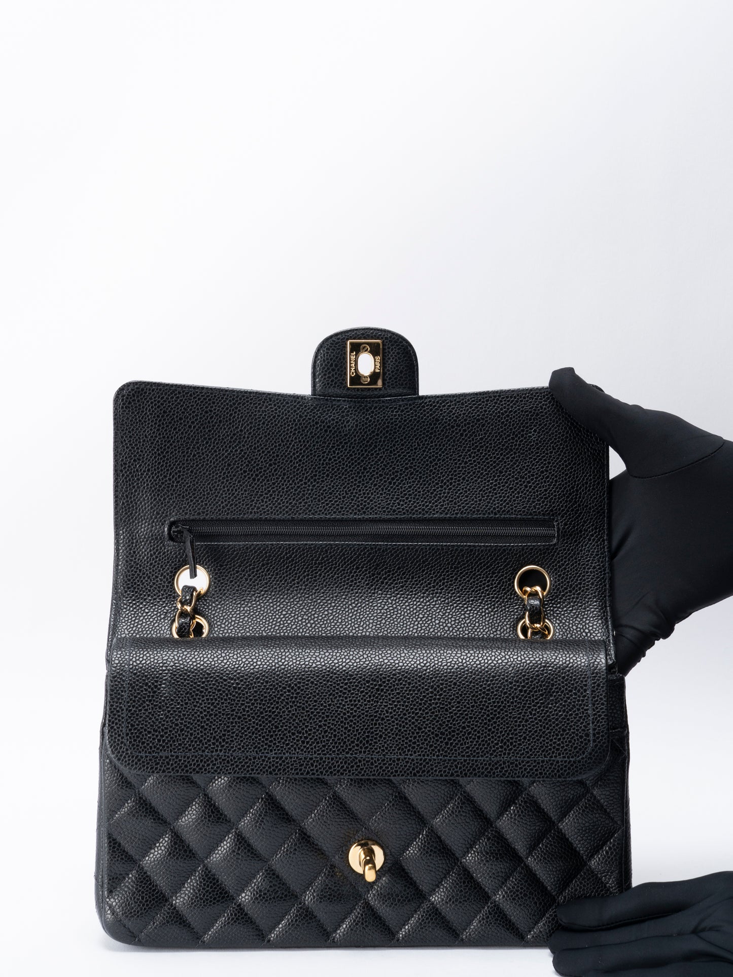 シャネル Wフラップ マトラッセ25 ショルダーチェーンバッグ キャビアスキン ブラック ゴールド金具