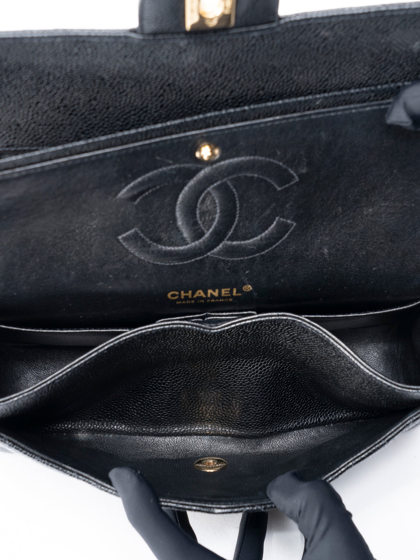 シャネル Wフラップ マトラッセ25 ショルダーチェーンバッグ キャビアスキン ブラック ゴールド金具