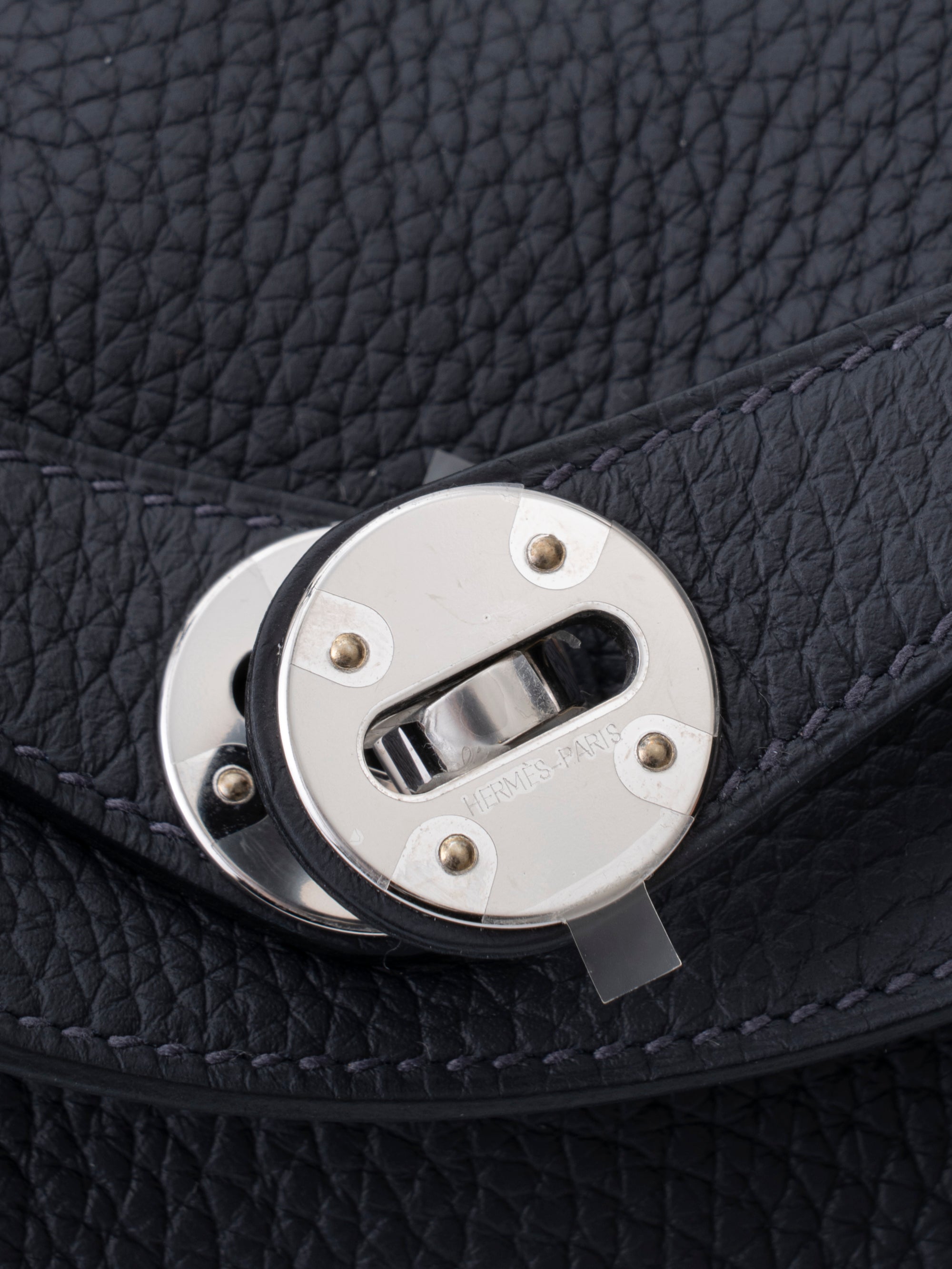 Hermès Lindy 26 Shoulder Bag, Stamp G: 2026, Taurillon Clemence, Caban 3Y, Palladium Hardware, Brand New