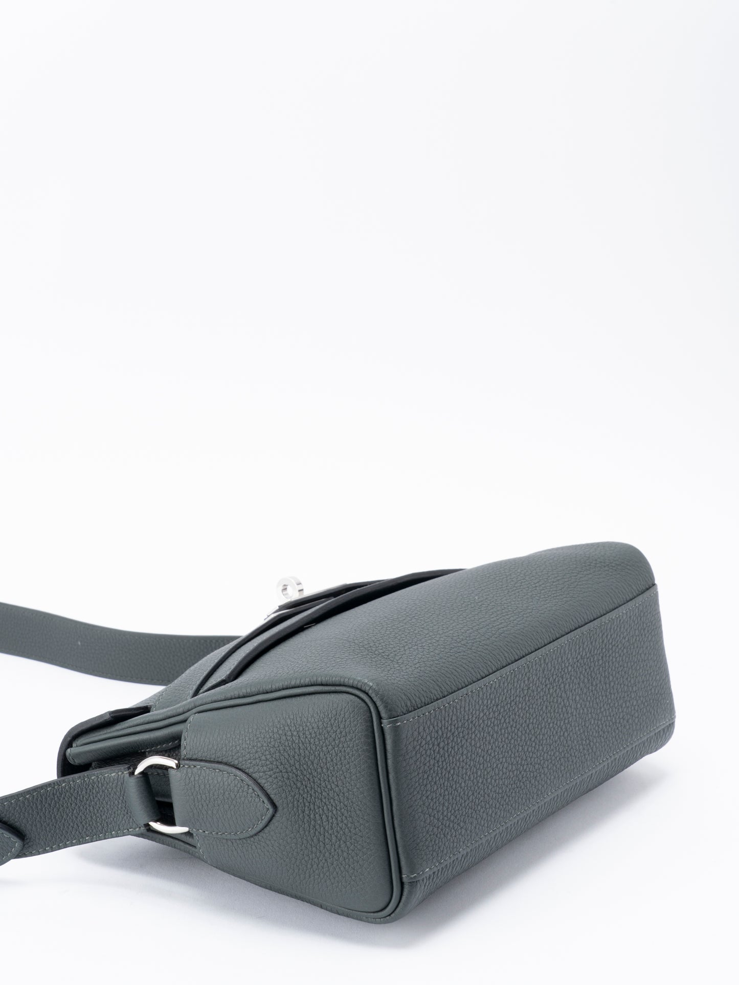 エルメス ケリーメッセンジャーPM ショルダーストラップ K刻:2025年 トゴ ヴェールマングローブ シルバー金具