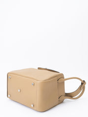 Hermès Lindy 26 Shoulder Bag, Stamp G: 2026, Taurillon Clemence, Dune 2D, Gold Hardware, New
