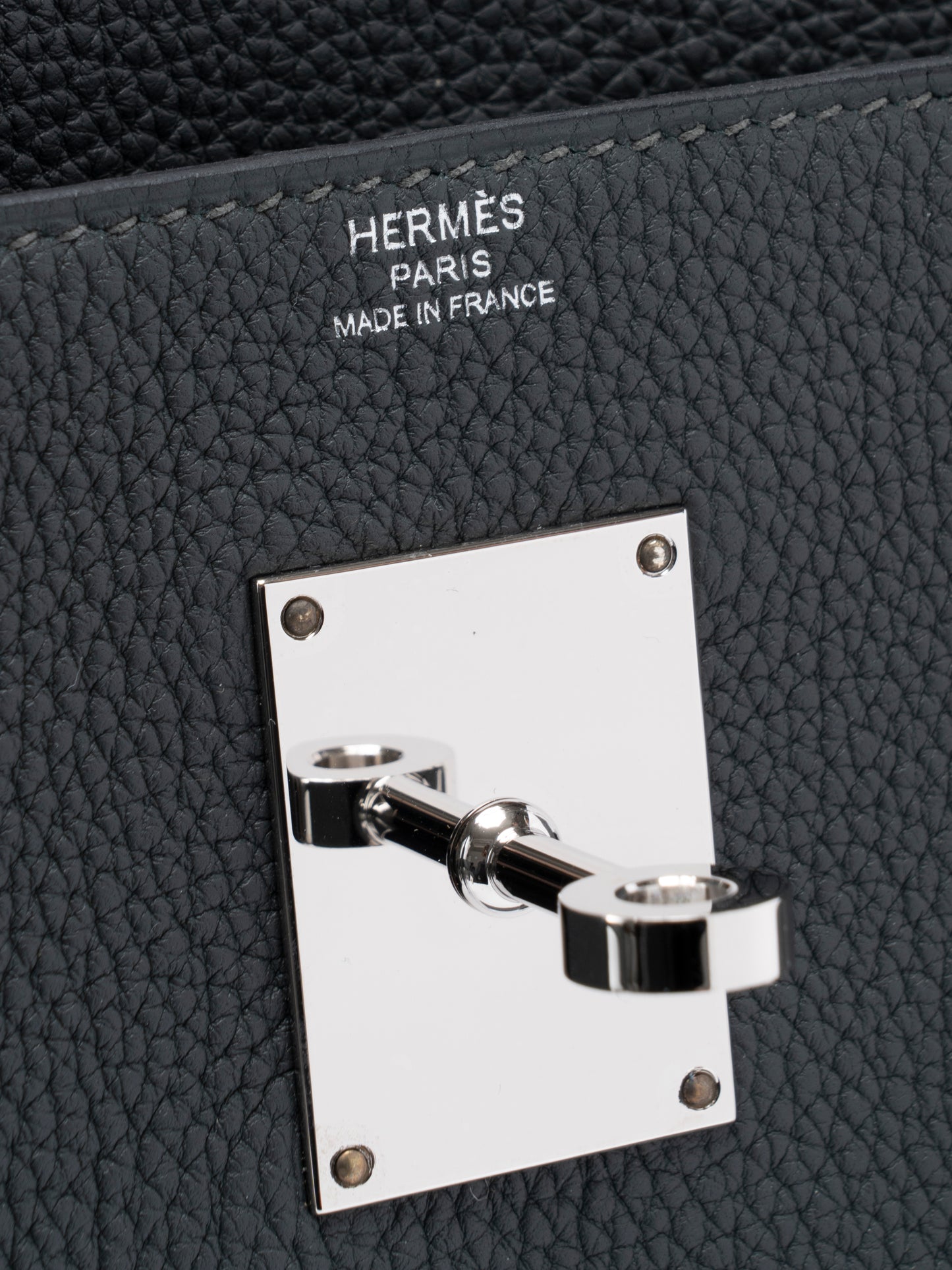 エルメス ケリーメッセンジャーPM ショルダーストラップ K刻:2025年 トゴ ヴェールマングローブ シルバー金具