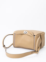 Hermès Lindy 26 Shoulder Bag, Stamp G: 2026, Taurillon Clemence, Dune 2D, Gold Hardware, New