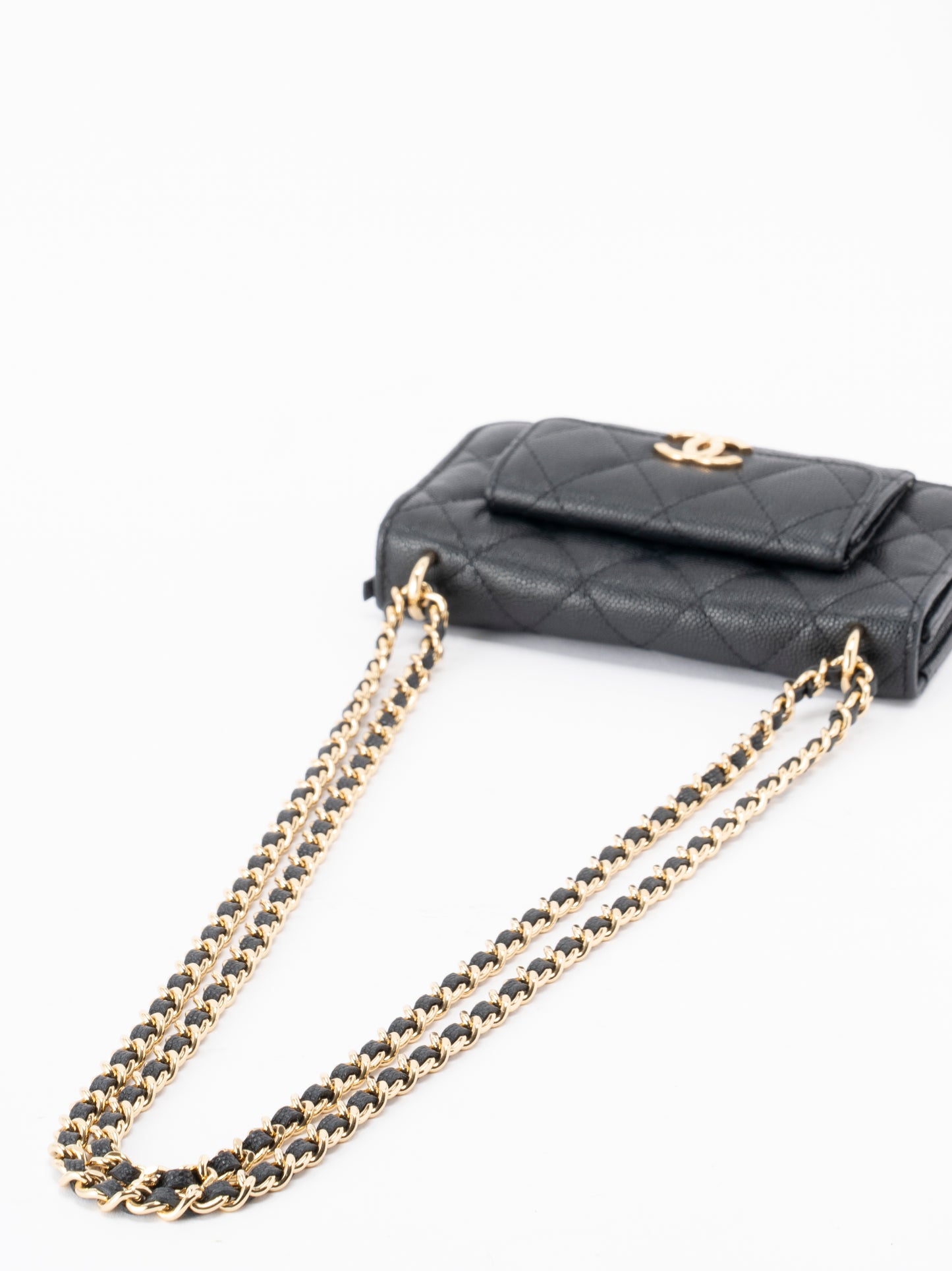 シャネル マトラッセ チェーンクラッチ ランダムシリアル キャビアスキン ブラック ゴールド金具