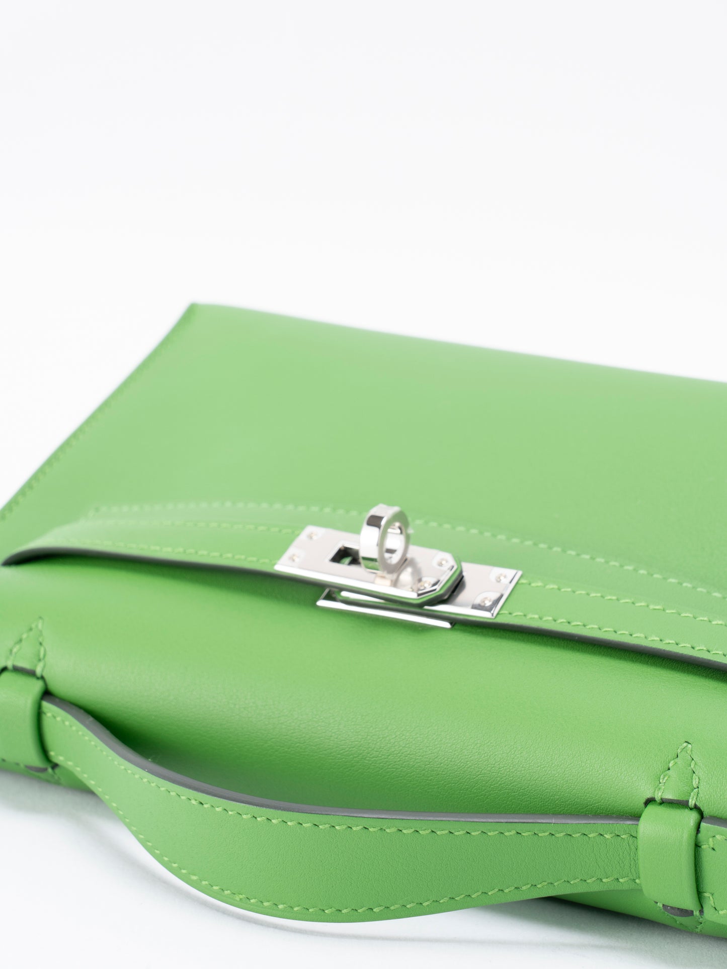 エルメス ポシェットケリー K刻:2025年 スイフト ヴェールユッカ シルバー金具 新品