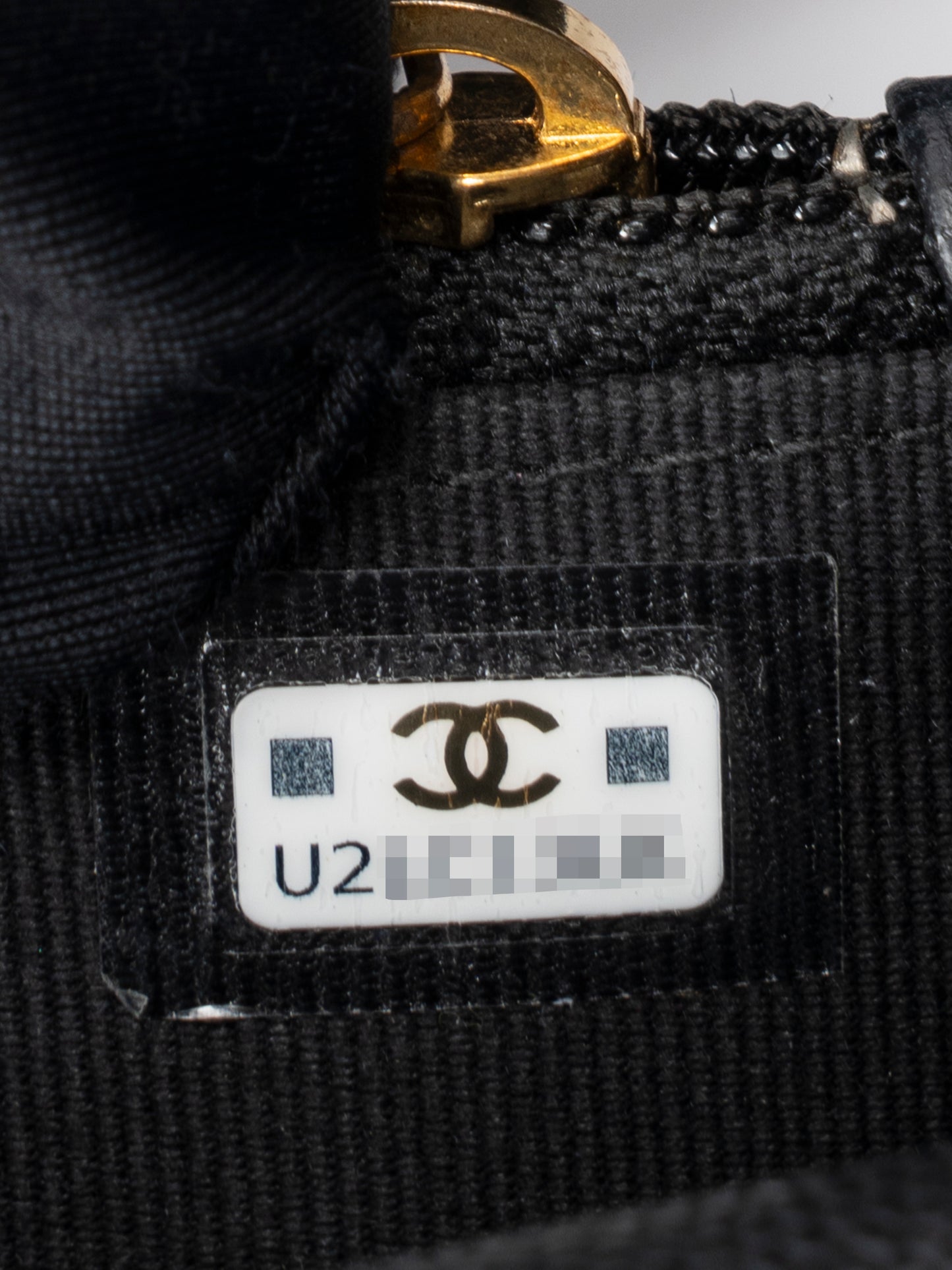 シャネル マトラッセ チェーンクラッチ ランダムシリアル キャビアスキン ブラック ゴールド金具