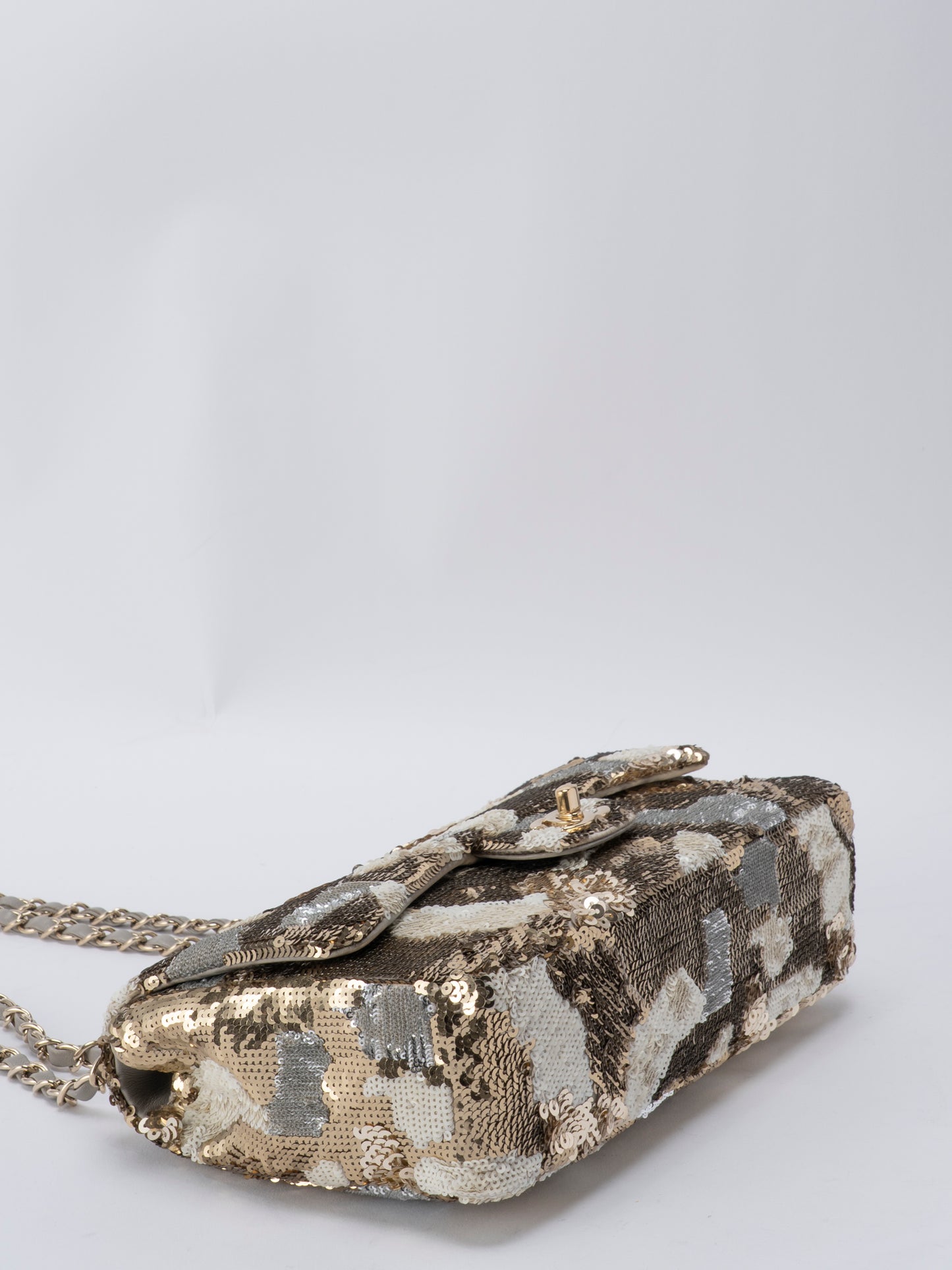 シャネル ココマーク フラップチェーンショルダーバッグ スパンコール ゴールド×ホワイト ゴールド金具