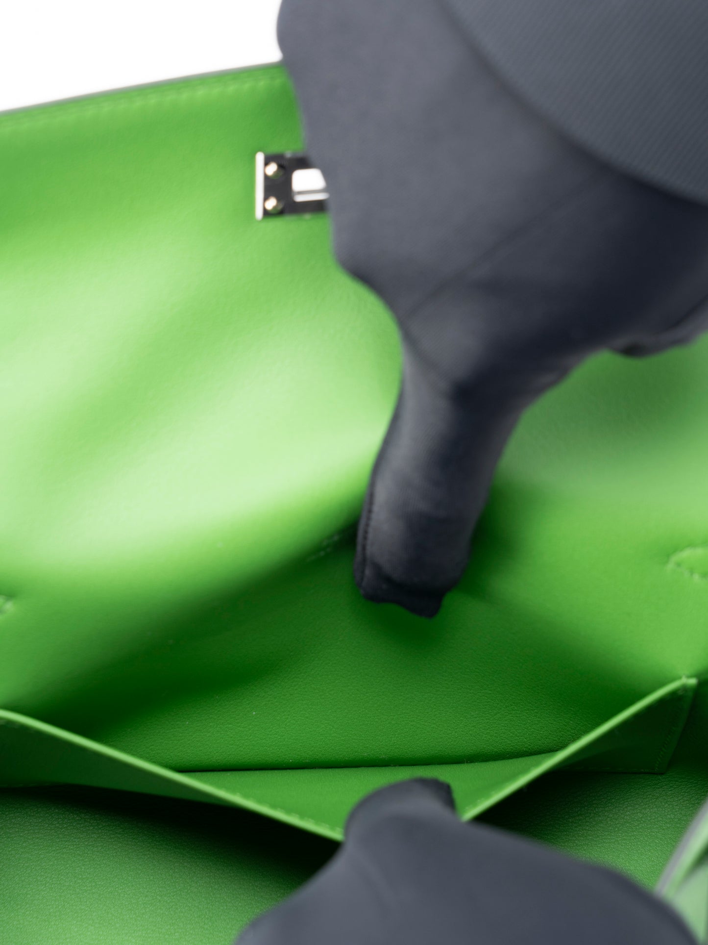 エルメス ポシェットケリー K刻:2025年 スイフト ヴェールユッカ シルバー金具 新品