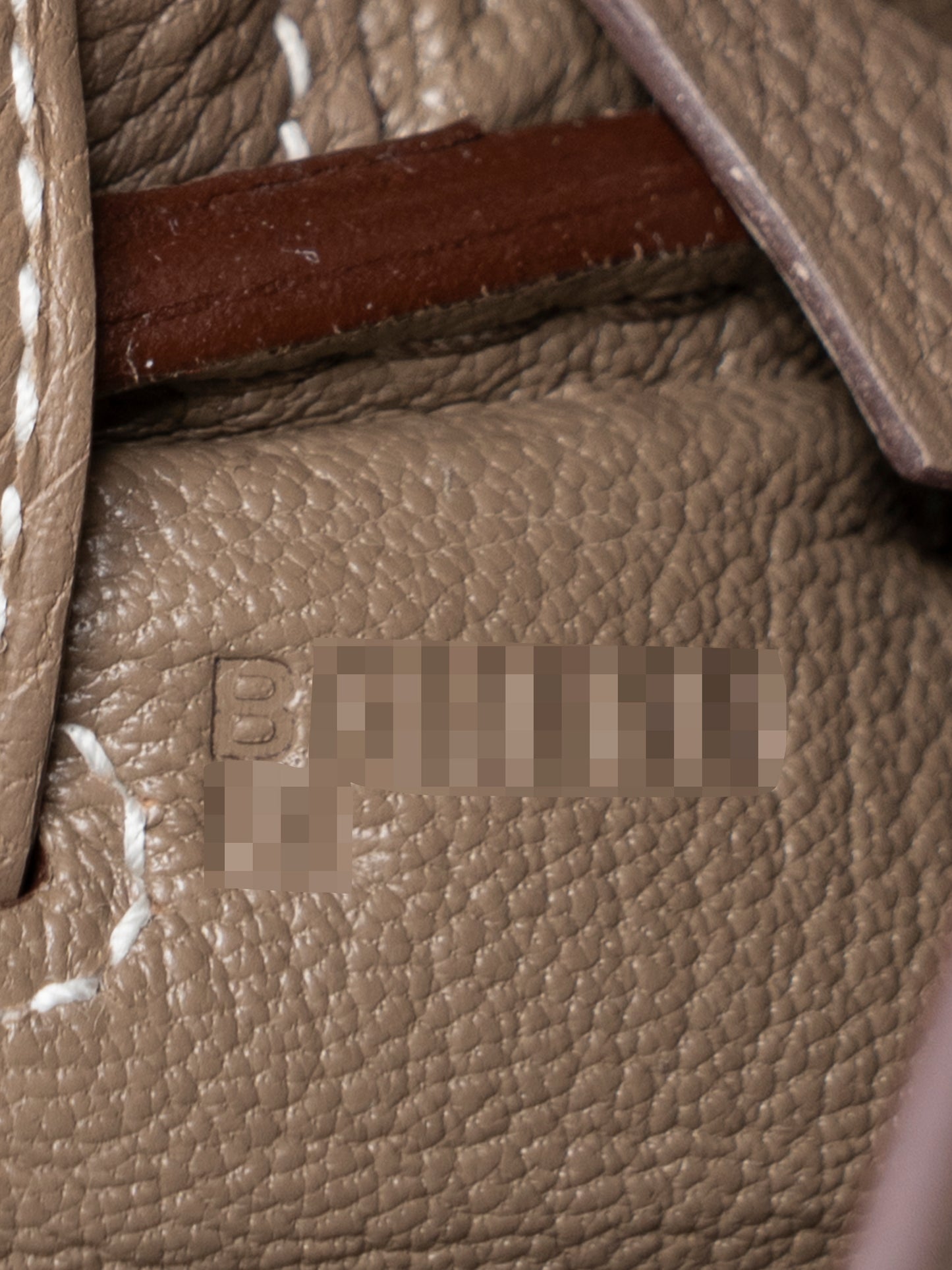 エルメス ケリー25 ハンドバッグ 内縫い B刻:2023年 トゴ エトゥープ18 ゴールド金具