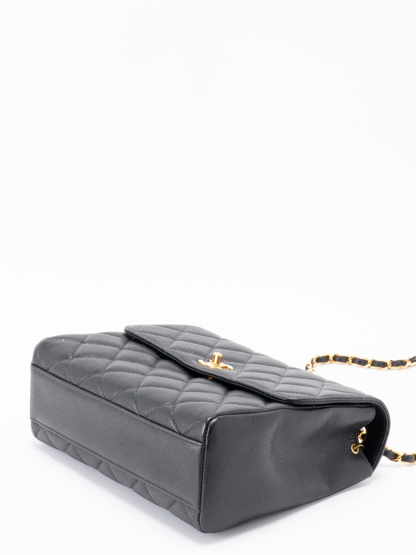 シャネル マトラッセ チェーンショルダーバッグ キャビアスキン ブラック ゴールド金具