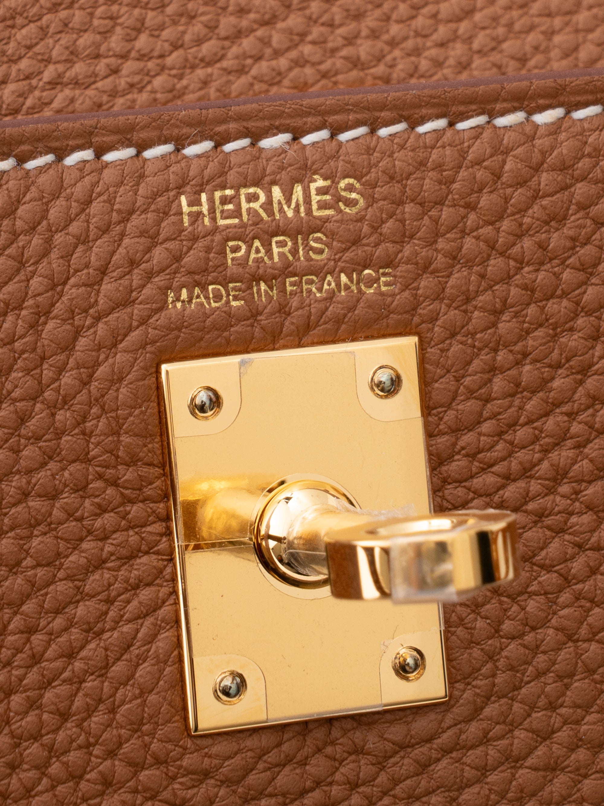 Hermès Kelly 25 Handbag, Interior Stitched, G Stamp: 2026, Togo Gold 37, Gold Hardware, New