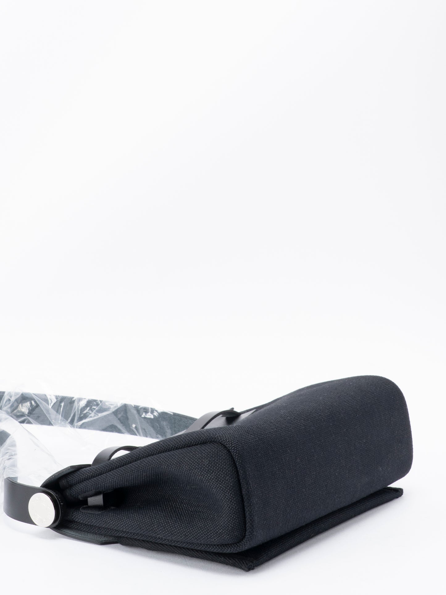 エルメス エールバッグジップ20 ショルダーバッグ K刻:2025年トワルミリタリー ブラック89 新品