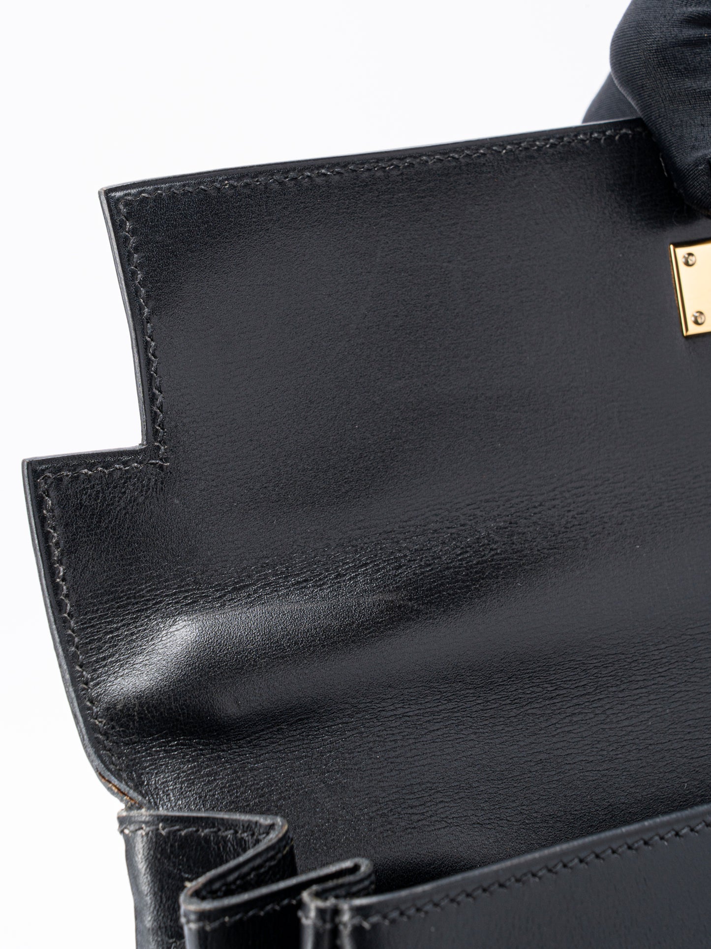 エルメス ケリー32 ハンドバッグ 内縫い □E刻:2001年 ボックスカーフ ブラック ゴールド金具