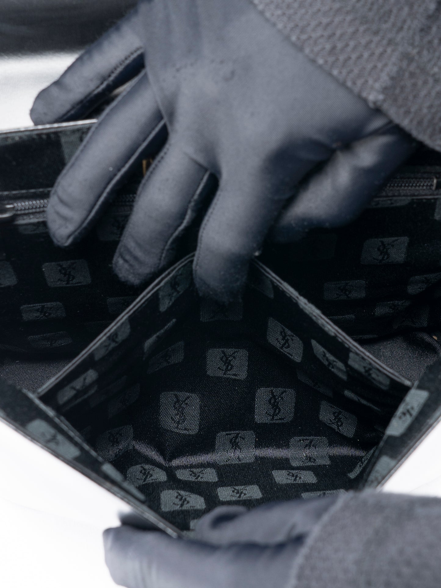 サンローラン トップハンドル 2WAYハンドバッグ レザー ブラック ゴールド金具