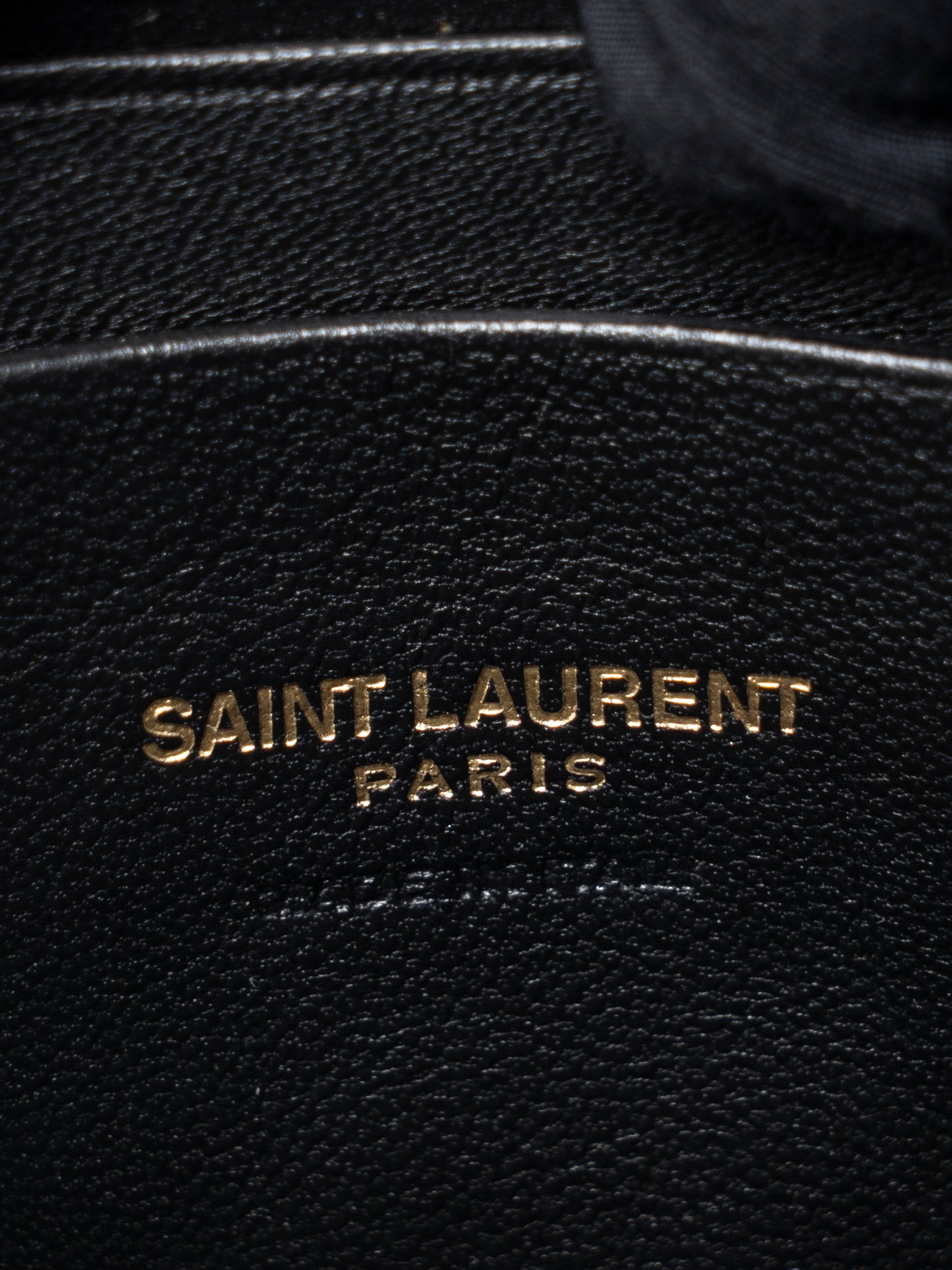 サンローラン ルー フリンジ チェーンショルダーバッグ レザー ブラック ゴールド金具