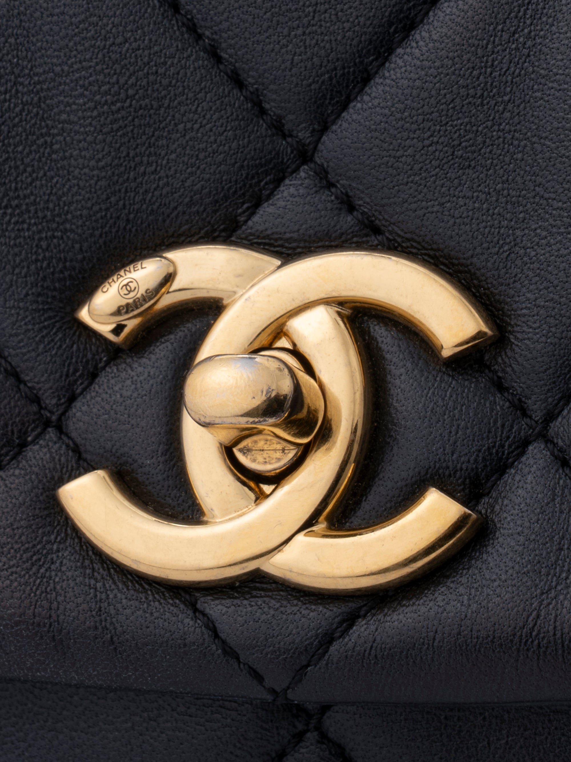 Chanel Matelassé Pearl Chain Shoulder Bag Lambskin Black Gold-Tone Hardware