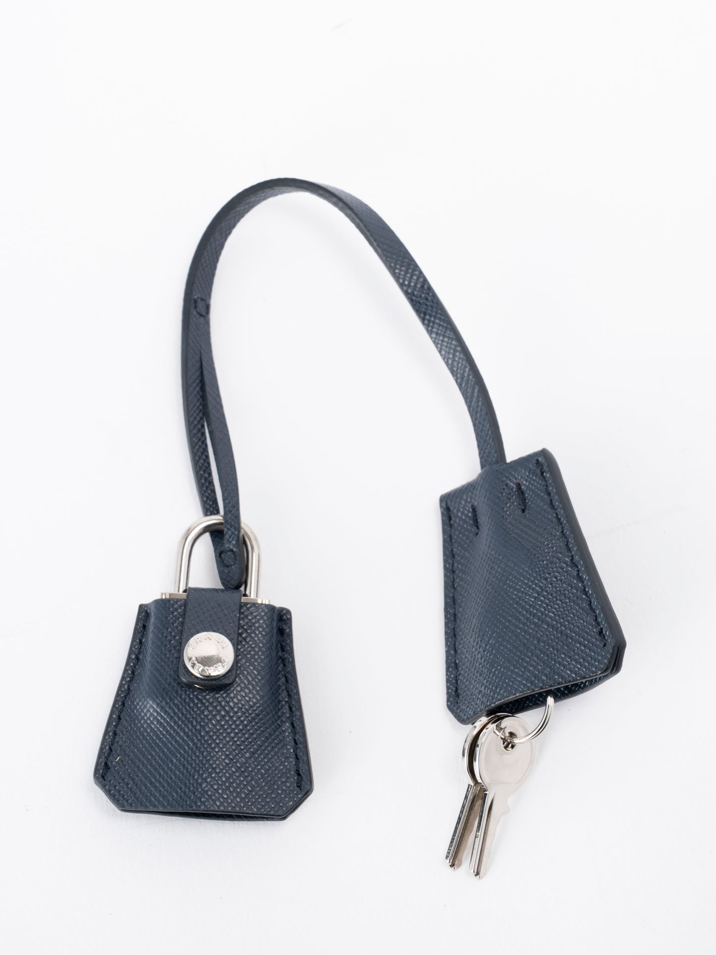 プラダ チェーントートバッグ ナイロン ネイビー シルバー金具