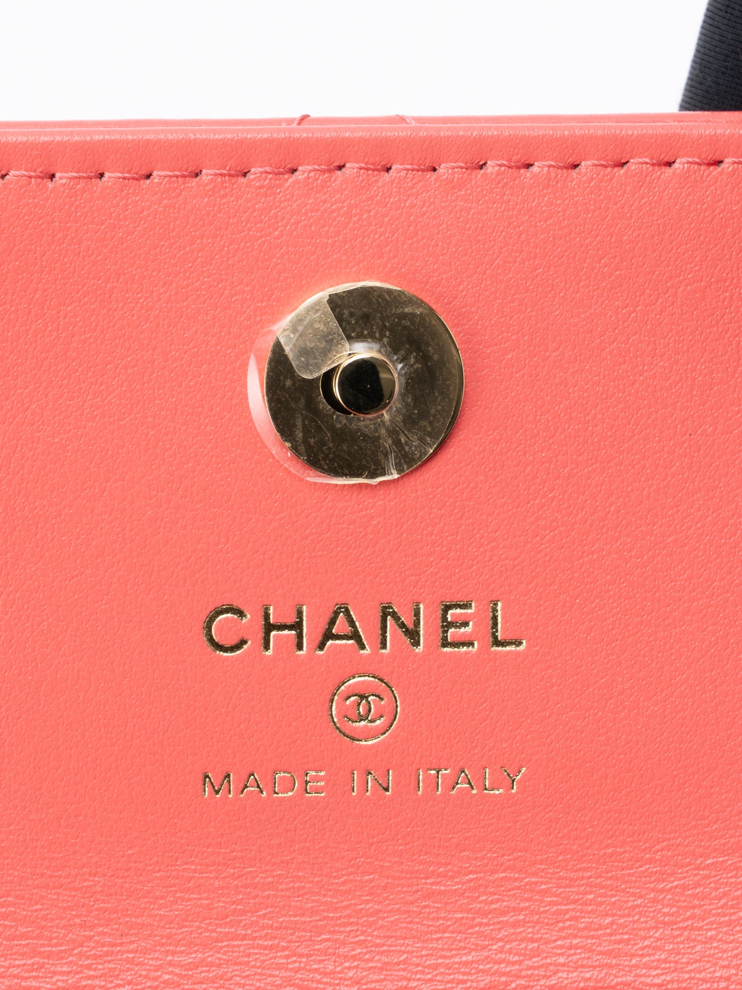 シャネル マトラッセ ランダムシリアル ミニ チェーンショルダーバッグ カーフスキン ピンク ゴールド金具