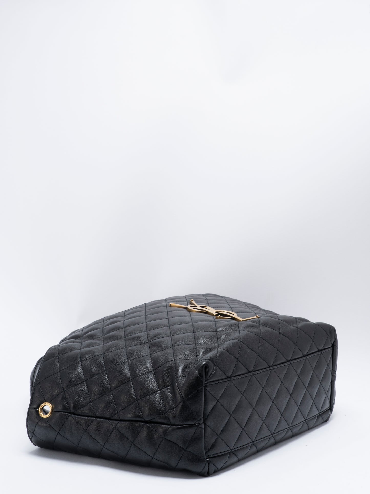 サンローラン イカール ミディアム ショッピングトートバッグ キルティングナッパレザー ブラック アンティークゴールド金具