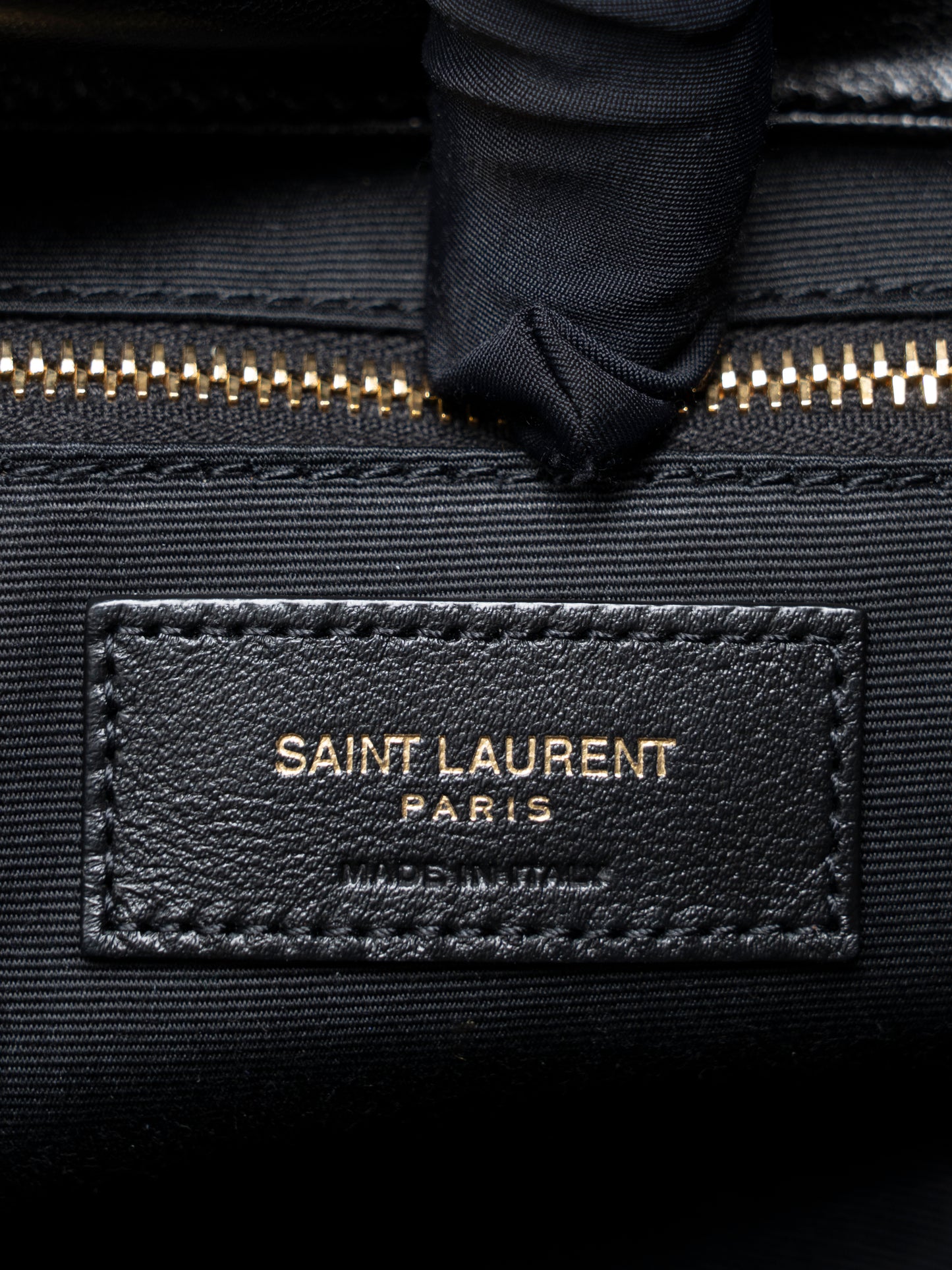 サンローラン イカール ミディアム ショッピングトートバッグ キルティングナッパレザー ブラック アンティークゴールド金具