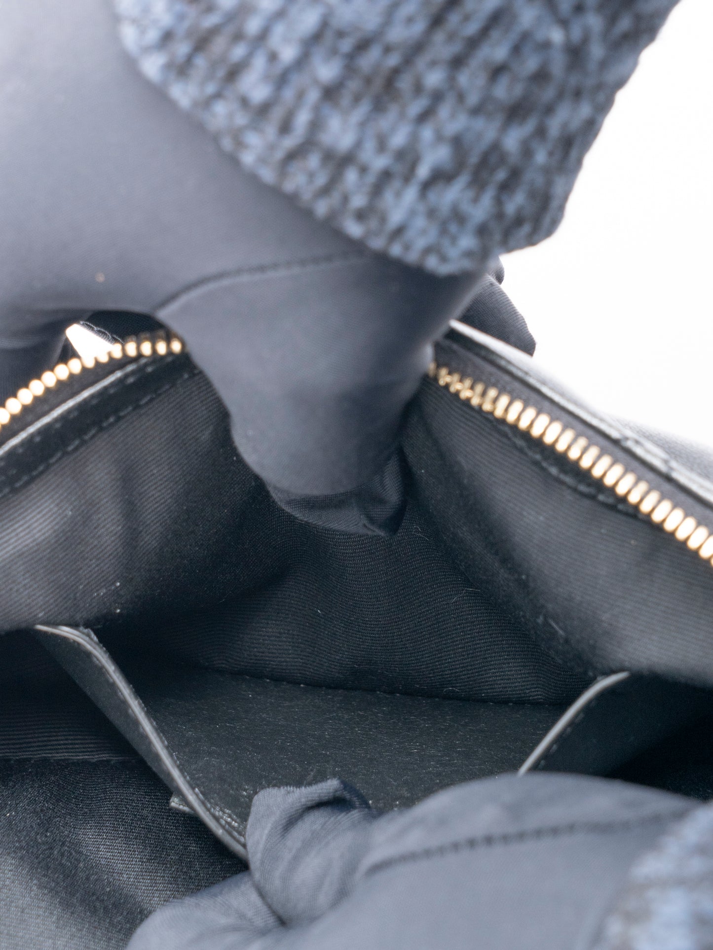 サンローラン イカール ミディアム ショッピングトートバッグ キルティングナッパレザー ブラック アンティークゴールド金具