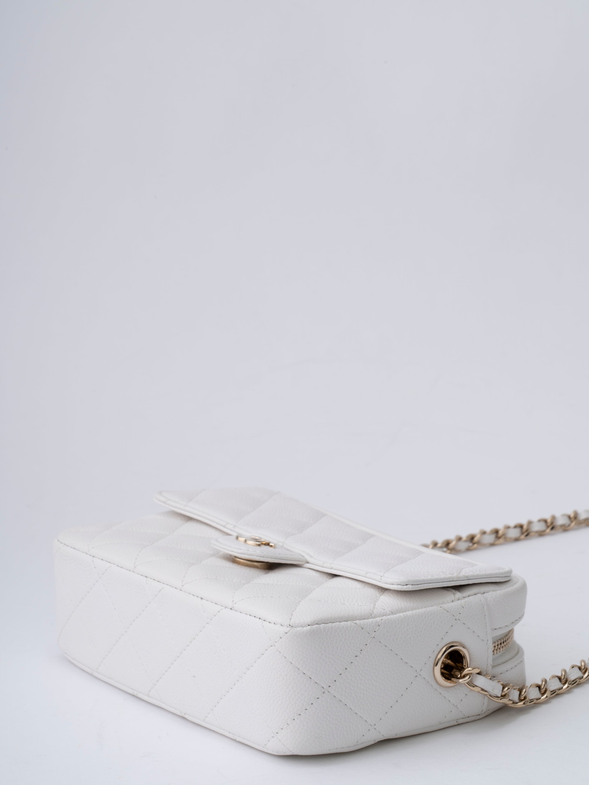 Chanel Matelassé Chain Random Serial Camera Bag Caviar Skin White Gold Hardware