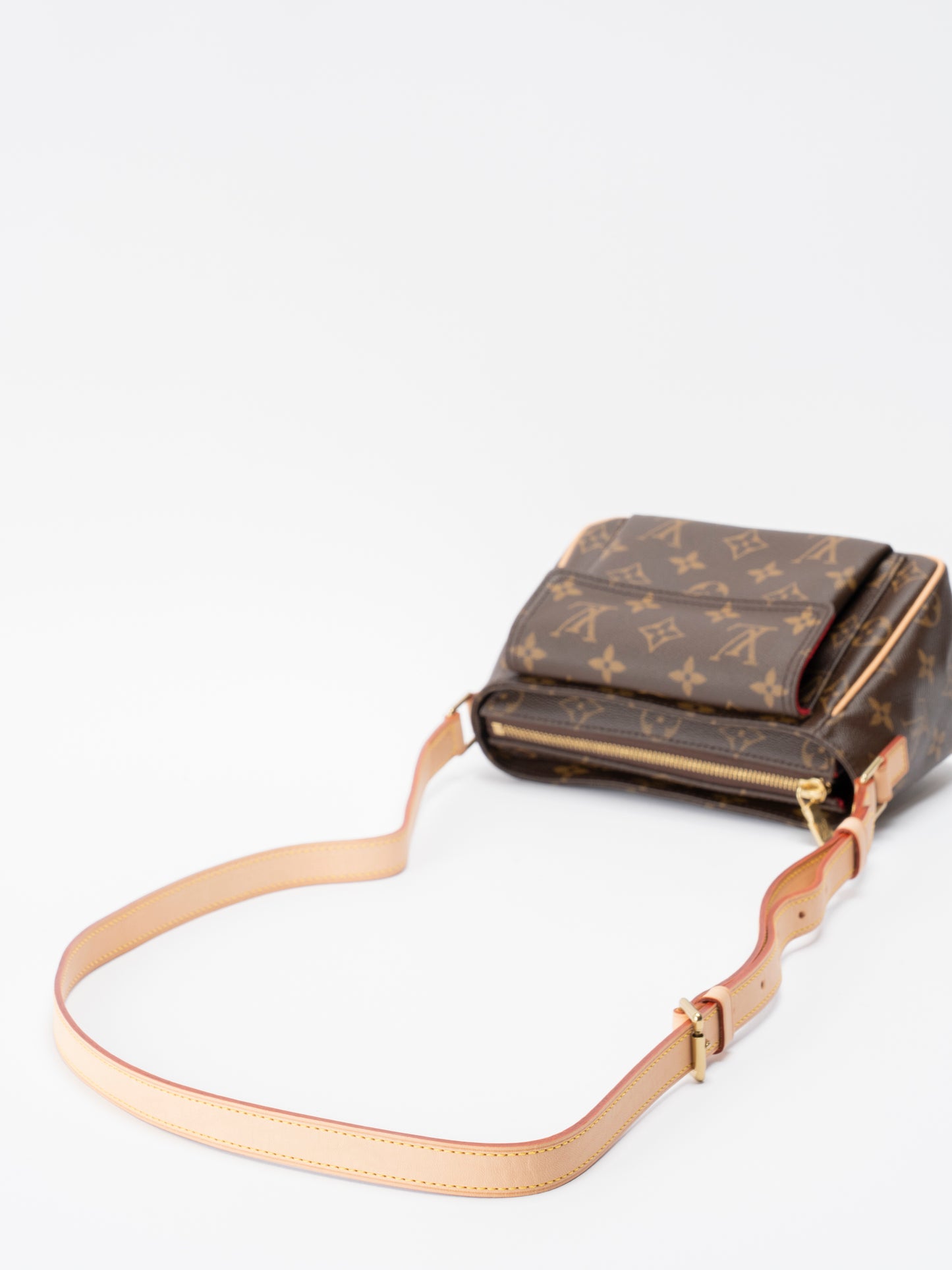 ルイ・ヴィトン M51165  ヴィバシテPM ショルダーバッグ モノグラムキャンバス ブラウン ゴールド金具