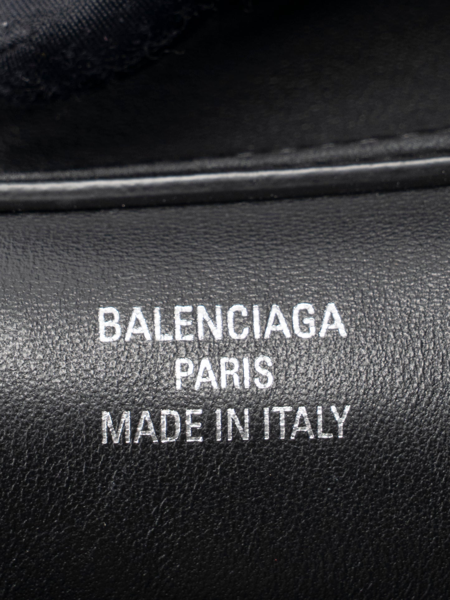 バレンシアガ ロデオ スモール ユーズド チャーム付き アンティーク調 ショルダーバッグ スムースカーフスキン ブラック  シルバー金具