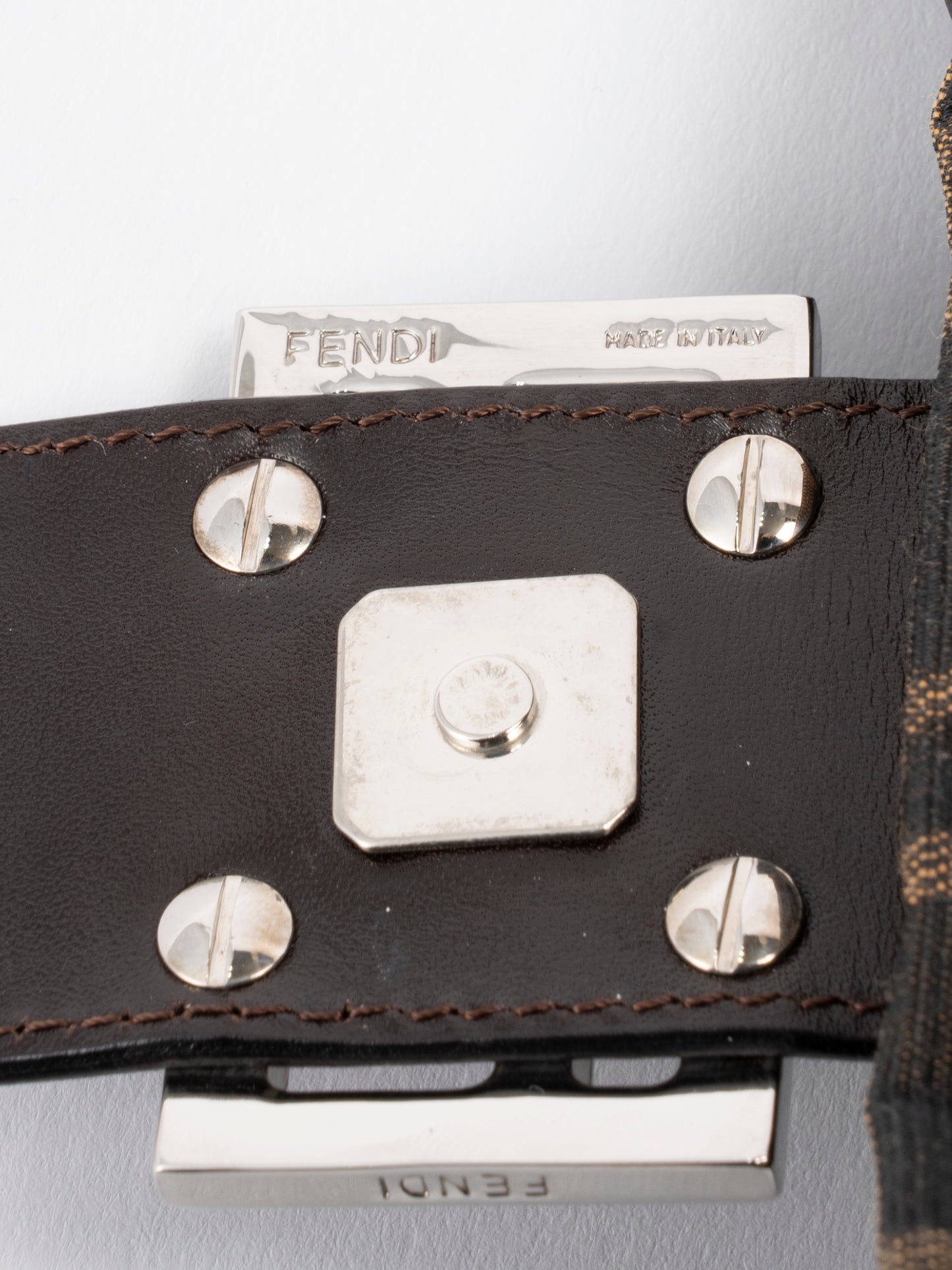 フェンディ ズッカ マンマバケット ショルダーバッグ キャンバス ブラウン シルバー金具