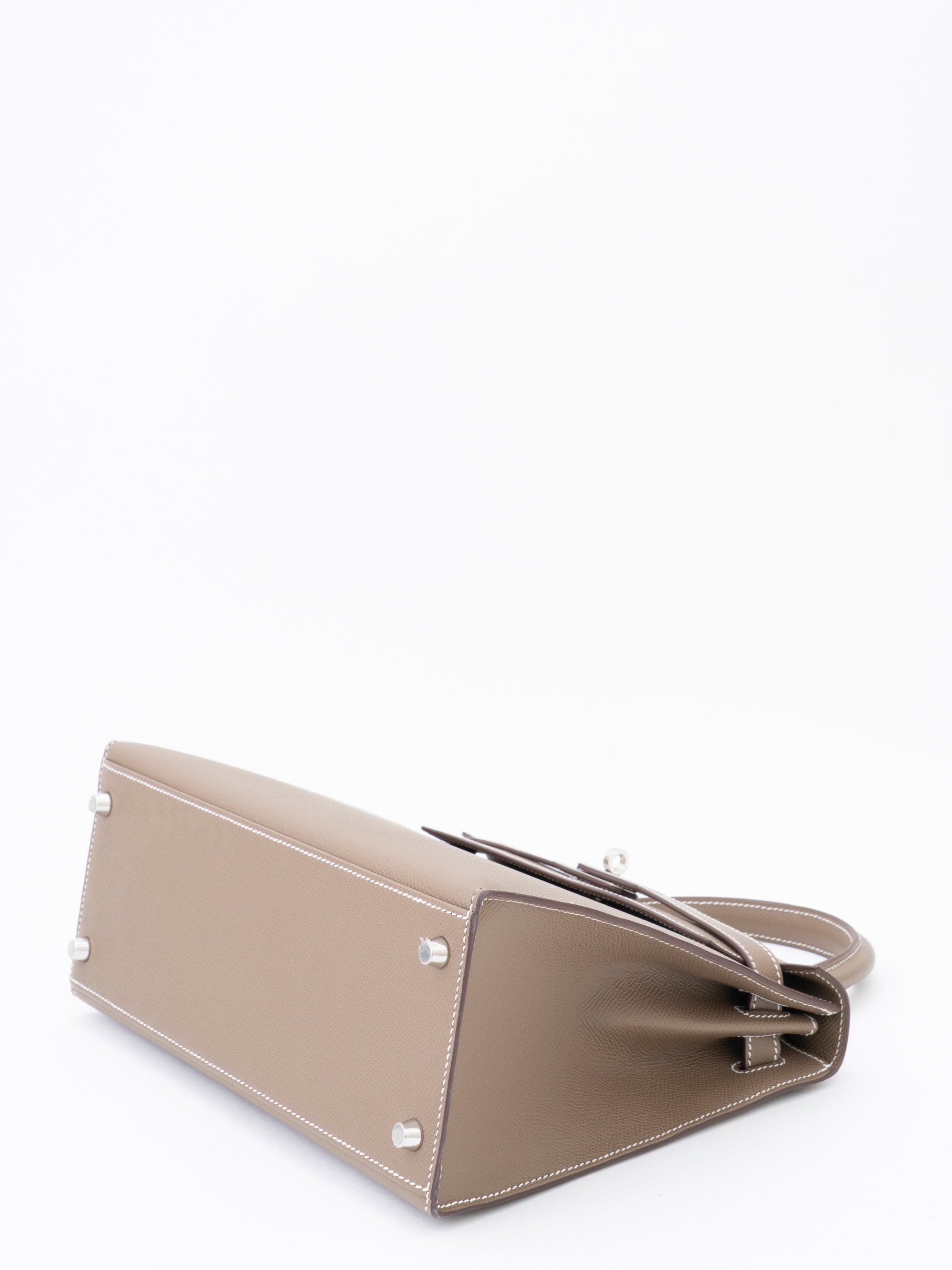 Hermès Kelly 28 Sellier Handbag, B Stamp (2023), Epsom Leather, Etoupe, Silver Hardware