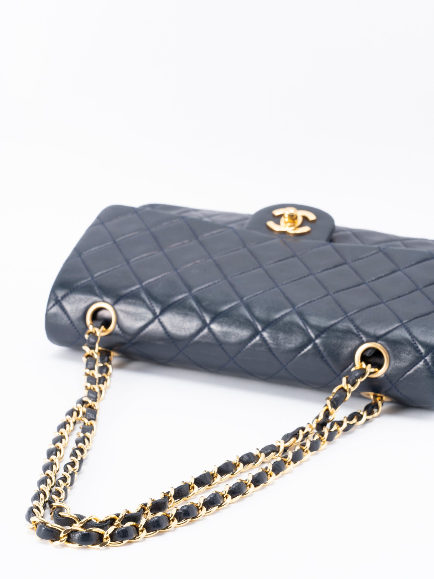 シャネル Wフラップ マトラッセ25 ショルダーチェーンバッグ ラムスキン ネイビー ゴールド金具