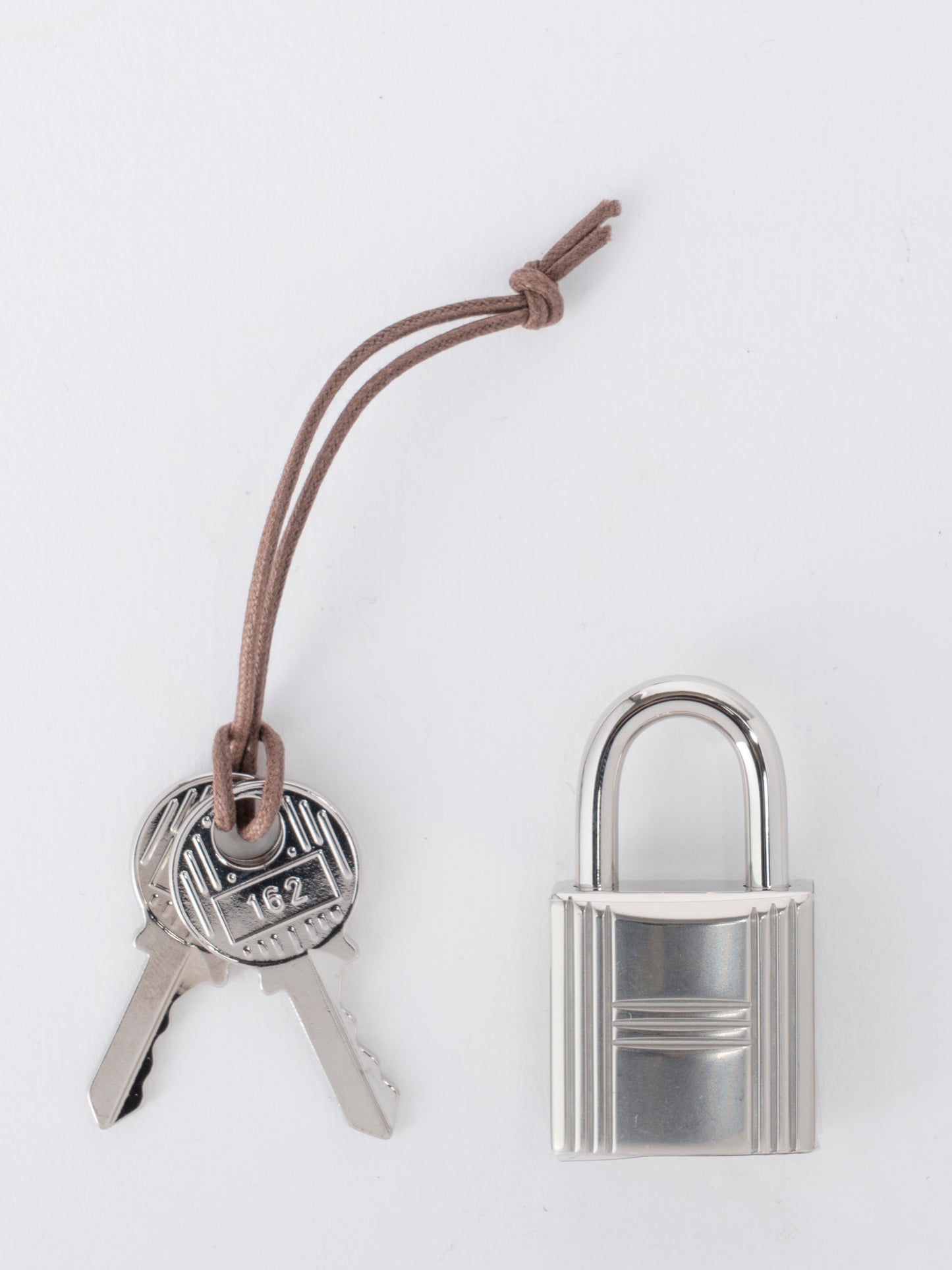 エルメス ピコタンロックPM ハンドバッグ K刻:2025年 トリヨンクレマンス ゴールド37 シルバー金具 新品