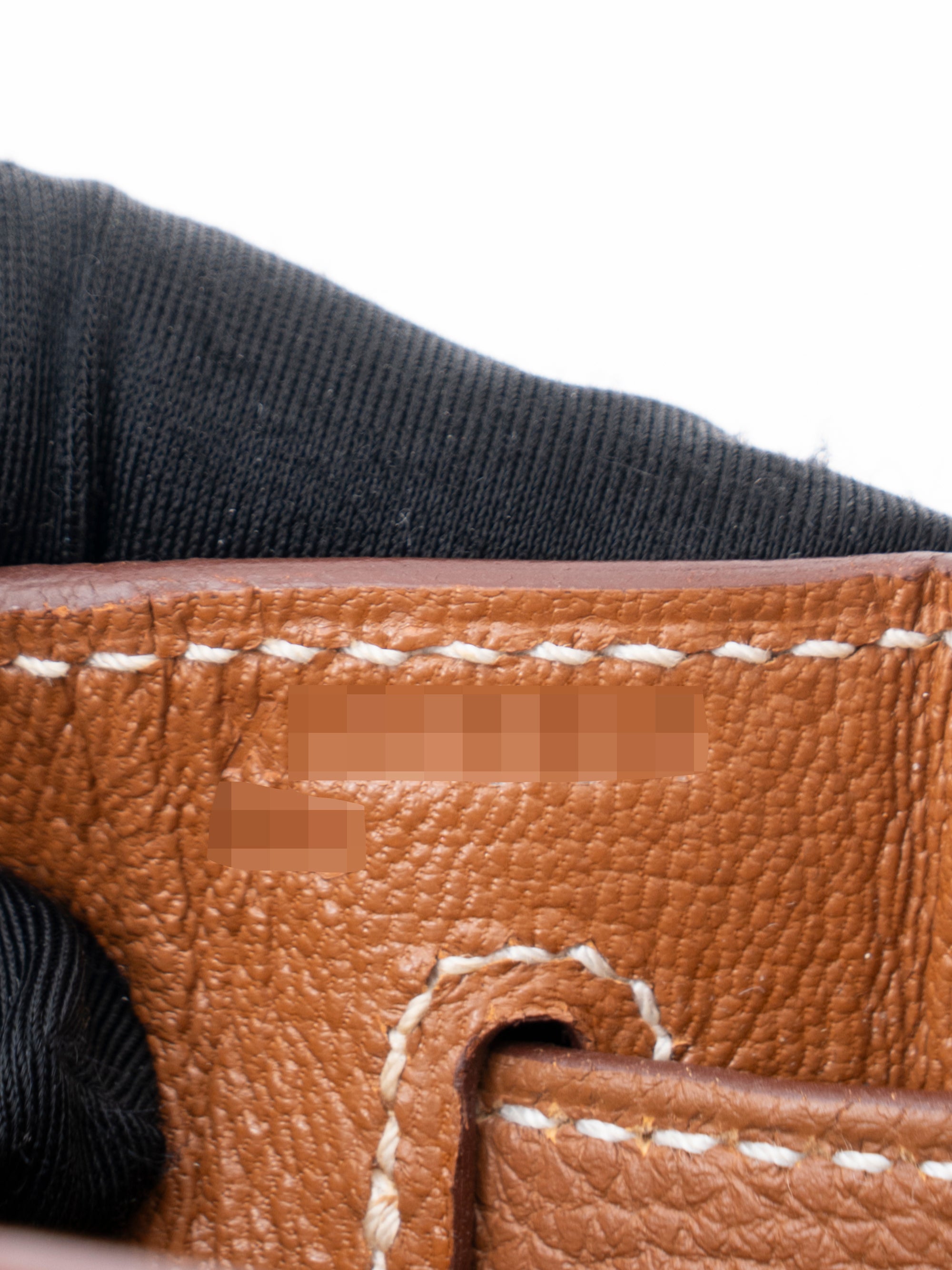 Hermès Kelly 28 Handbag, Interior Stitched, X Stamp: 2016, Togo Gold 37, Gold Hardware