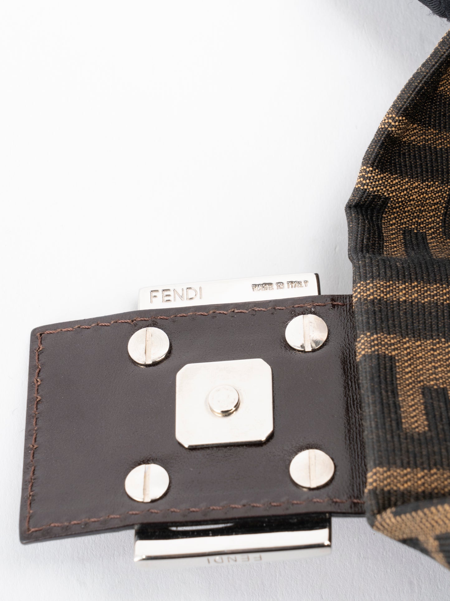 フェンディ ズッカ マンマバケット ショルダーバッグ キャンバス ブラウン シルバー金具