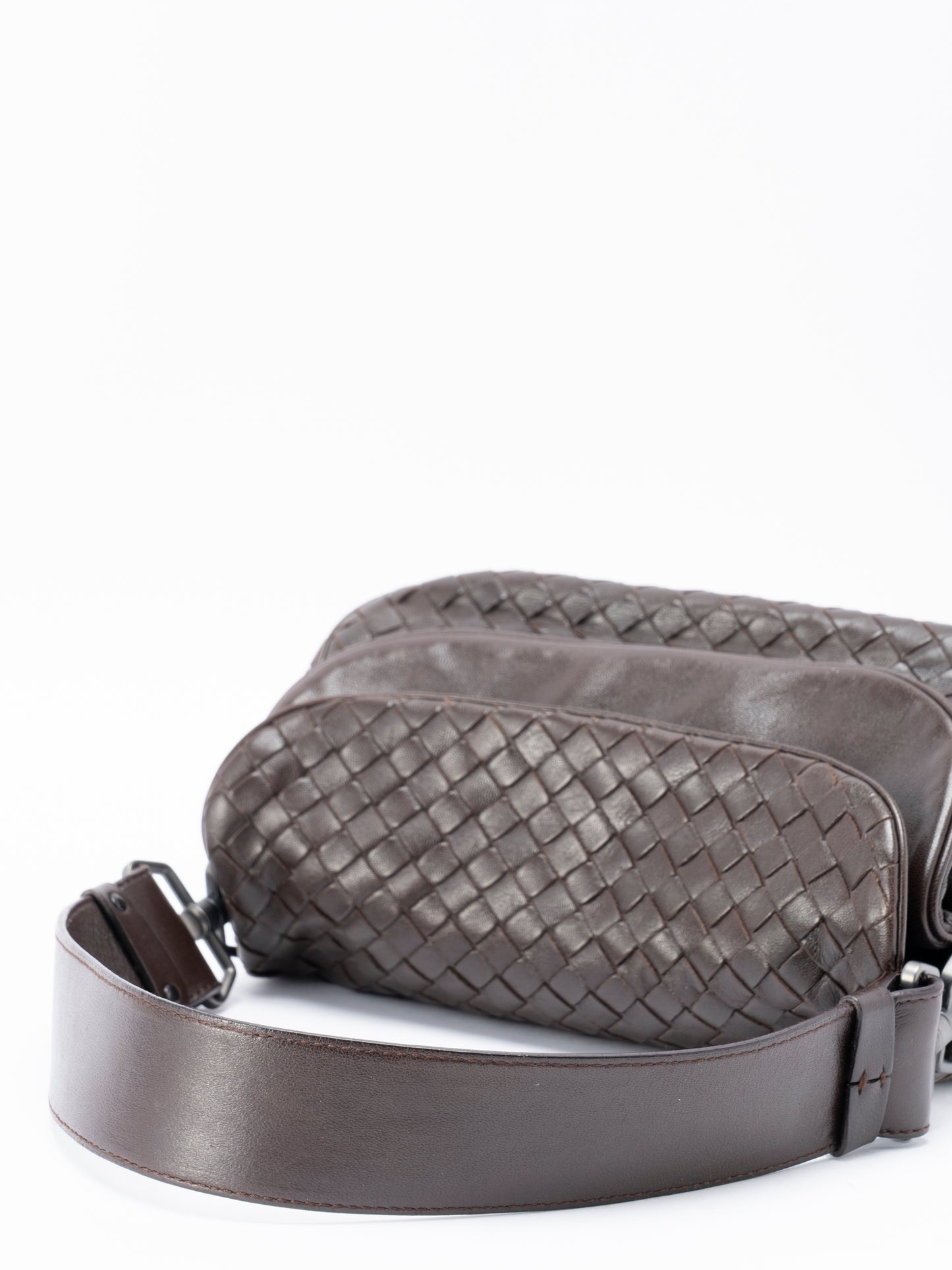 ボッテガヴェネタ イントレチャート ショルダーバッグ レザー ブラウン シルバー金具