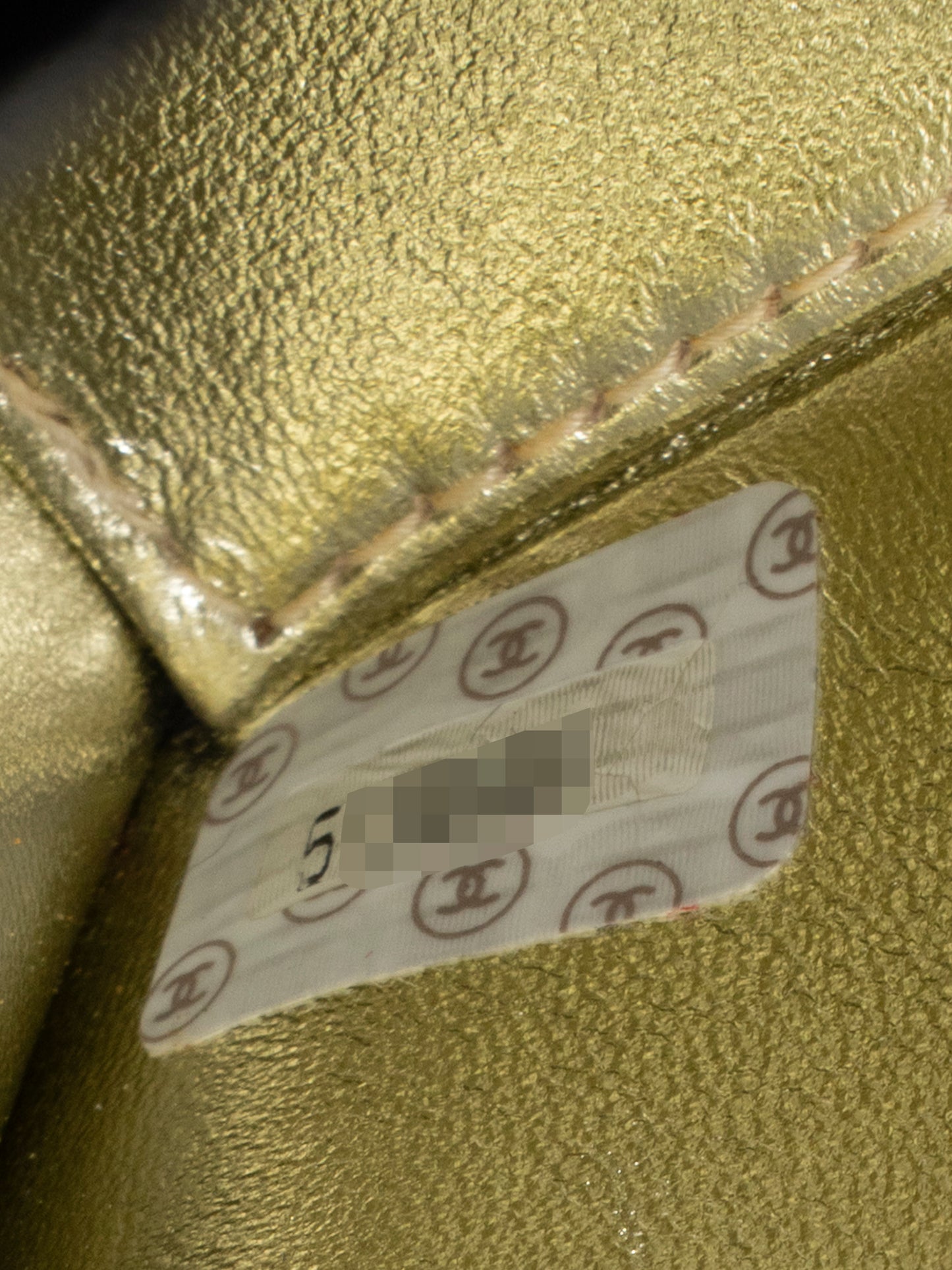 シャネル マトラッセ チェーンショルダーバッグ ベルベット ブラック ゴールド金具