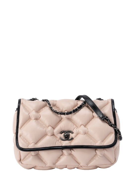 シャネル バブルキルト チェーンショルダーバッグ ポーチ付き カーフスキン ライトピンク アンティークシルバー金具