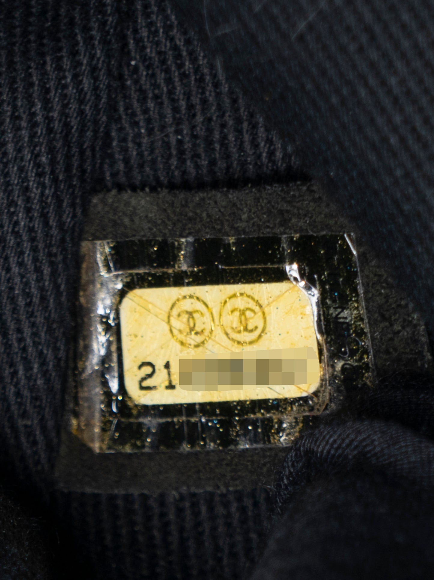 シャネル マトラッセ Wチェーンショルダーバッグ キャビアスキン ブラック シルバー金具