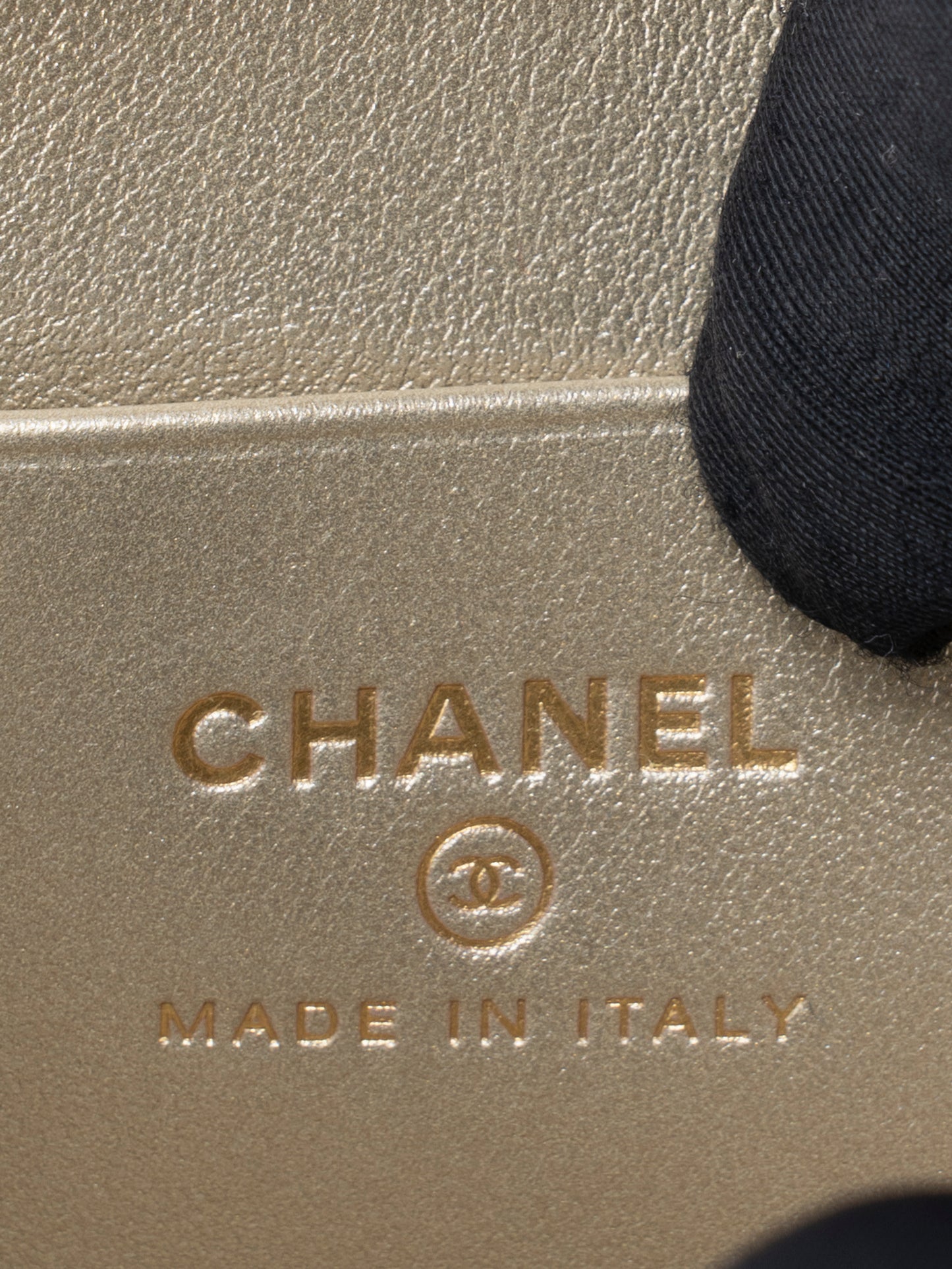 シャネル ココマーク ランダムシリアル カードケース キャビアスキン ゴールド ゴールド金具