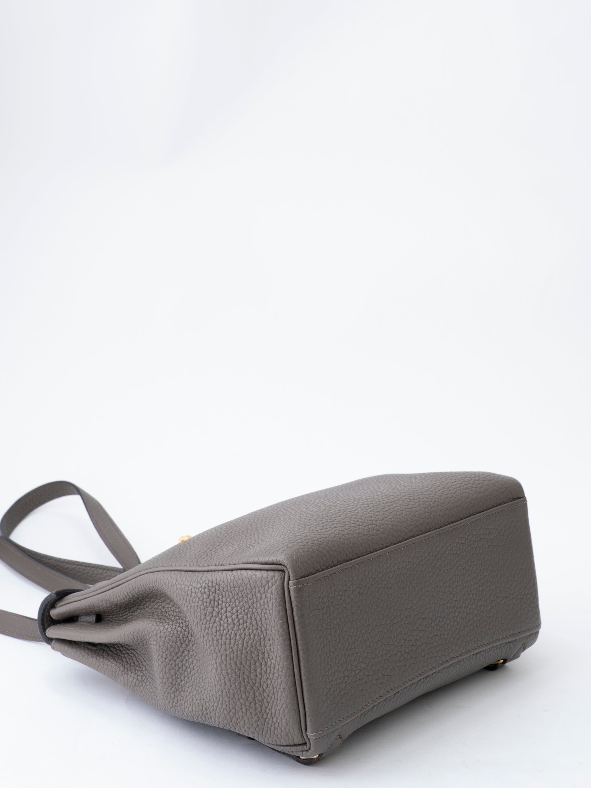 Hermès Kelly Ad PM D stamped: 2019 Backpack Togo Etan 8F Gold Hardware
