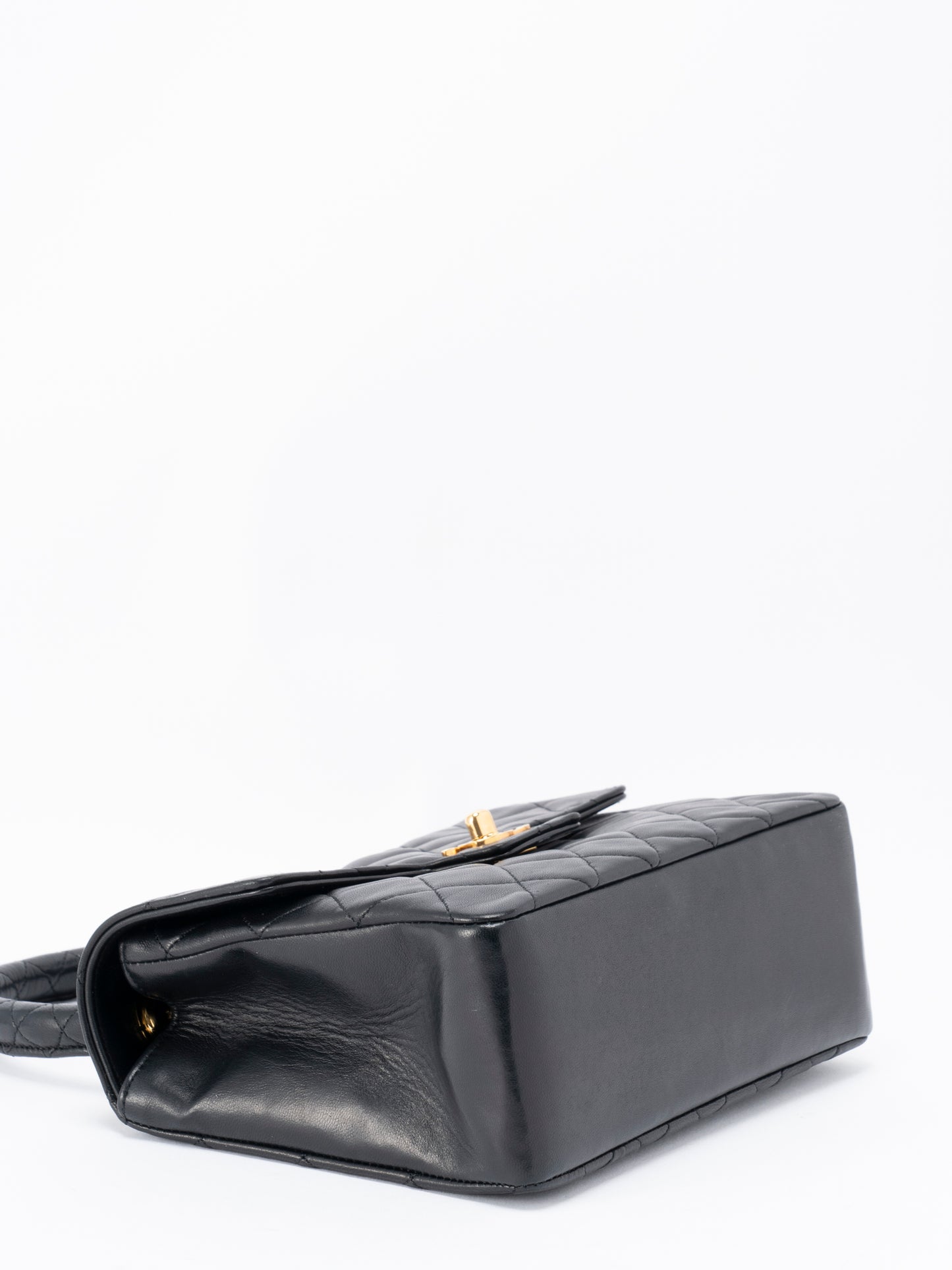 シャネル マトラッセ ハンドバッグ ラムスキン ブラック ゴールド金具